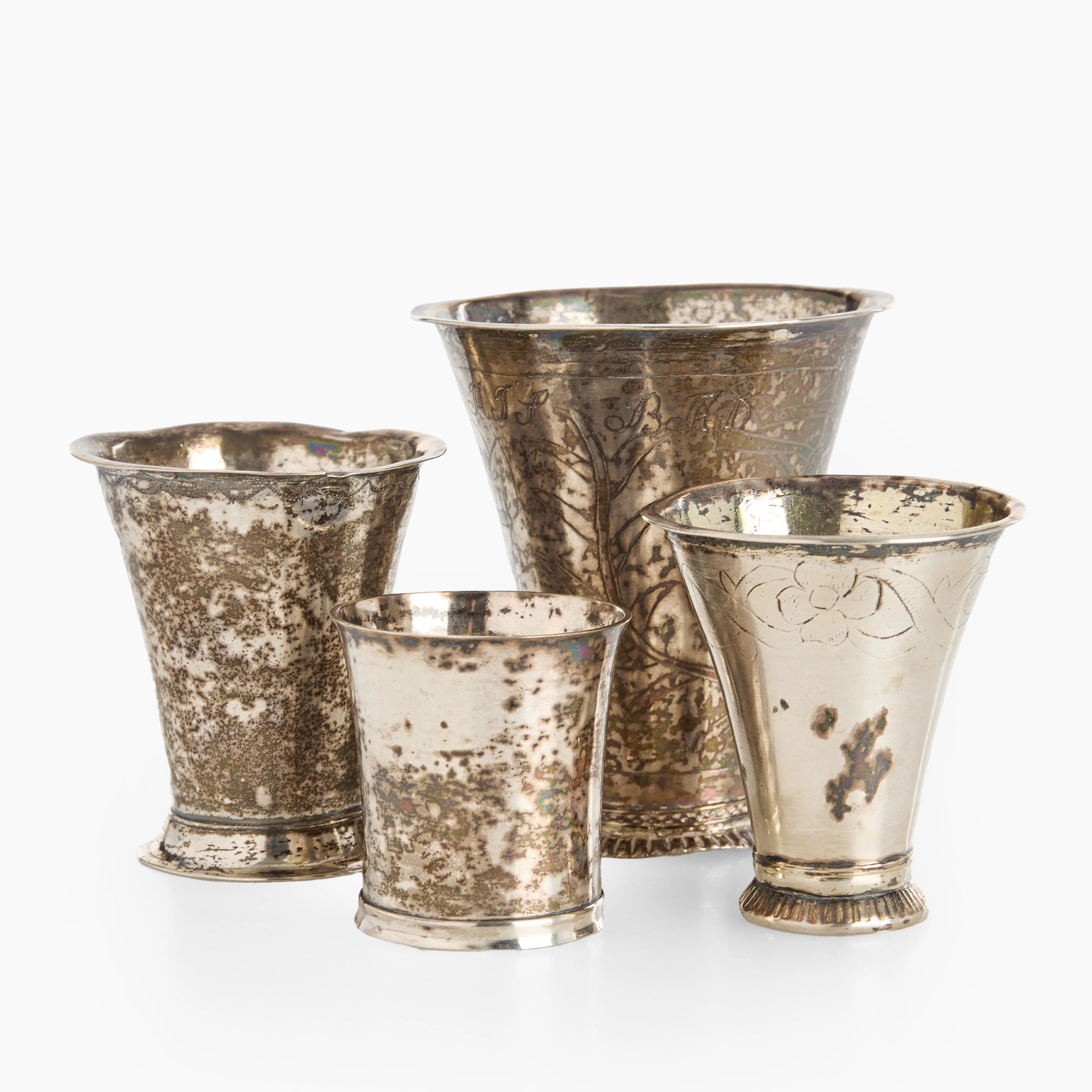 BÄGARE, 4 st, silver, olika svenska mästare från 1700-talets första