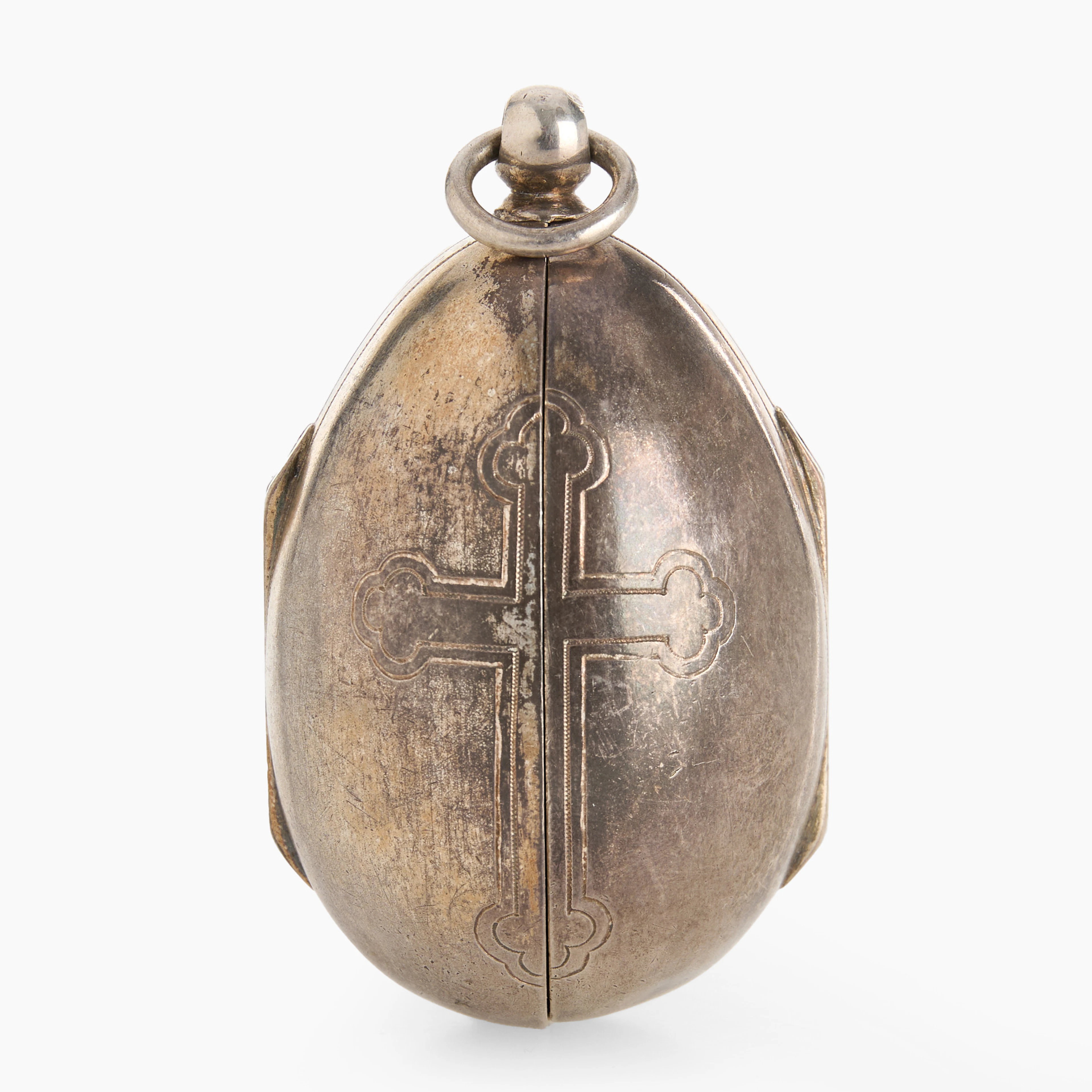 HÄNGE/IKON, för relik, i form av ägg, silver, med graverad text och
