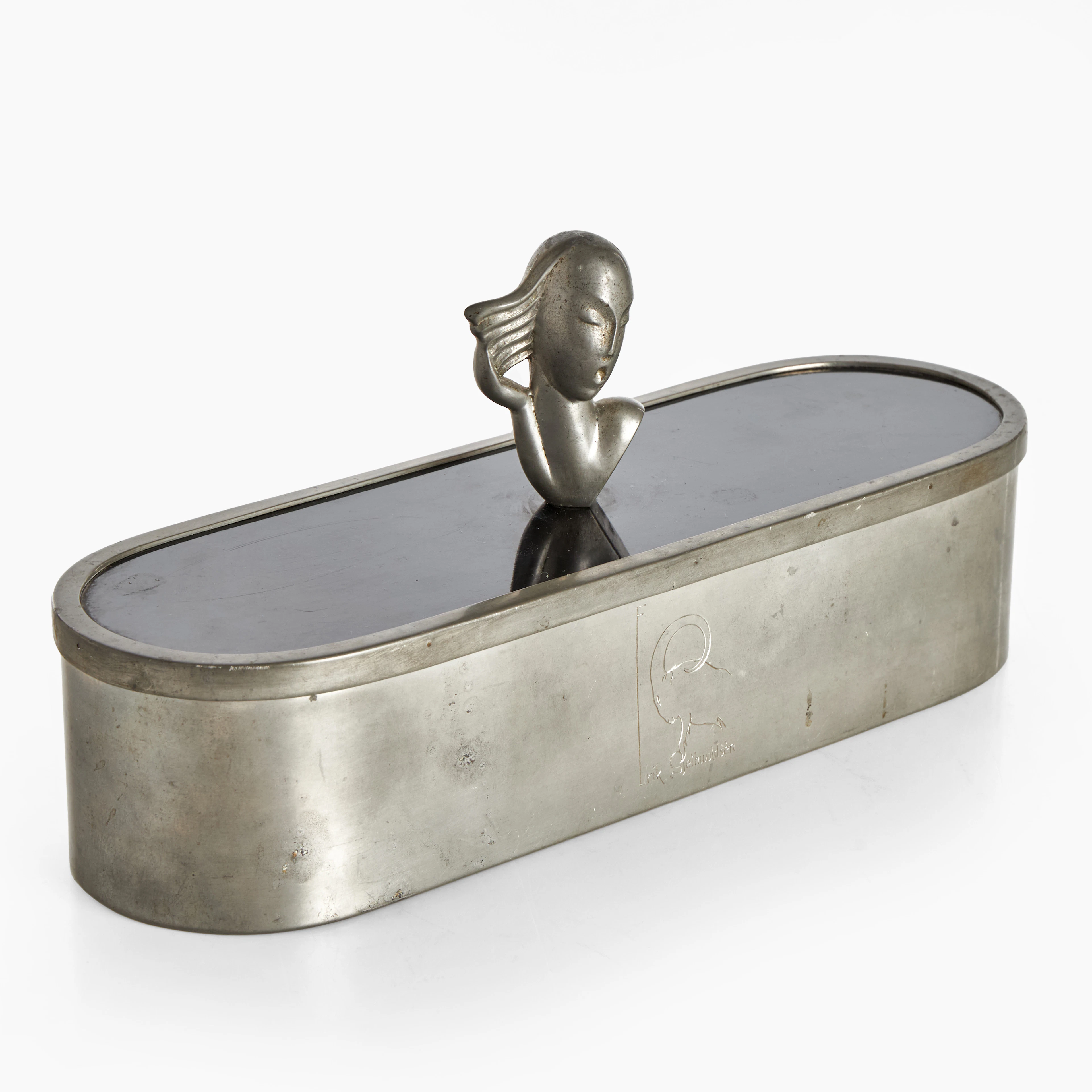 CARL-EINAR BORGSTRÖM (SVERIGE, 1914–1981). Spelskrin, lock med dekor