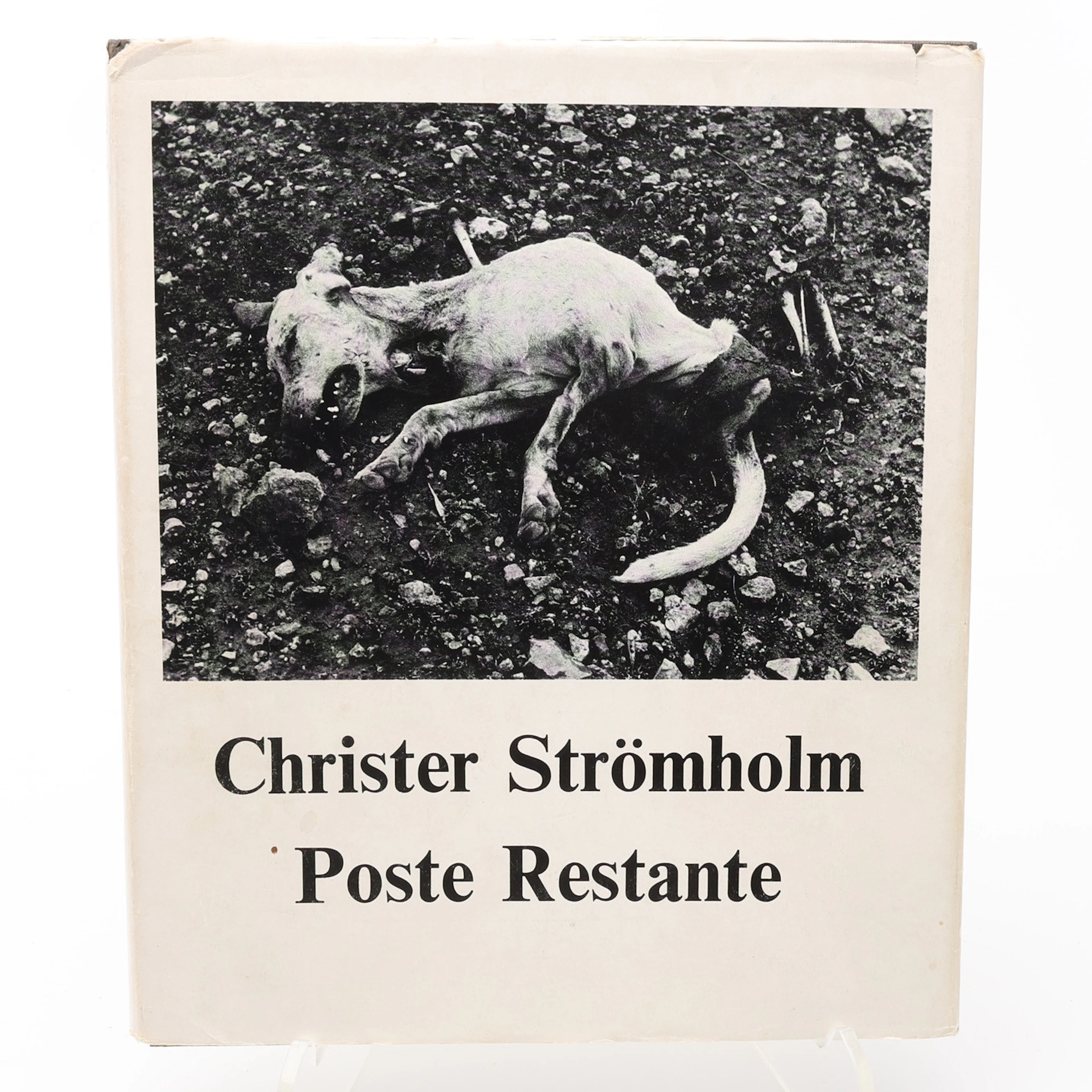 FOTO. CHRISTER STRÖMHOLMS KLASSIKER POSTE RESTANTE I FÖRSTA UPPLAGAN