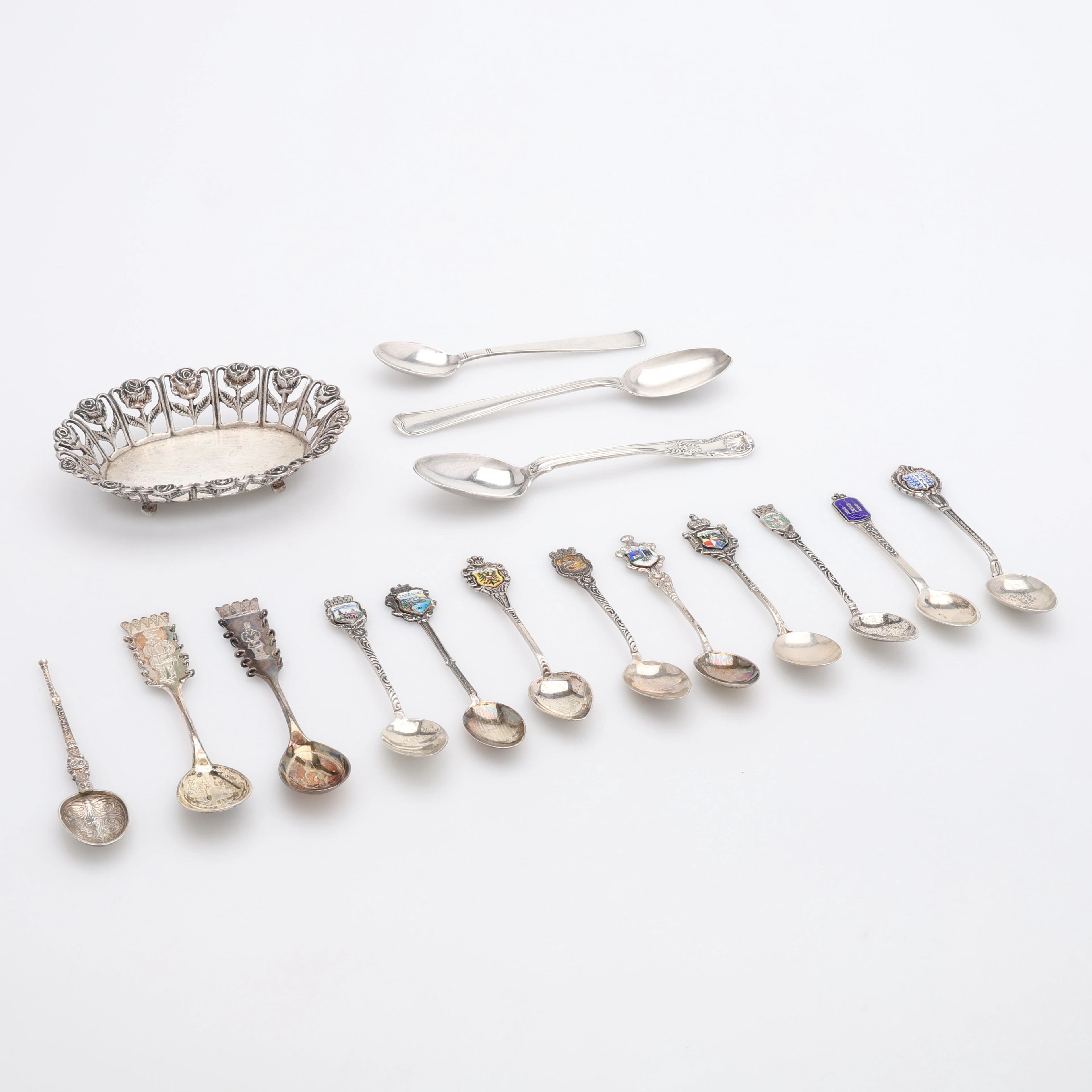 PARTI SILVER, SKEDAR OCH FAT, 16 DELAR, TOTAL VIKT 245 GRAM.
