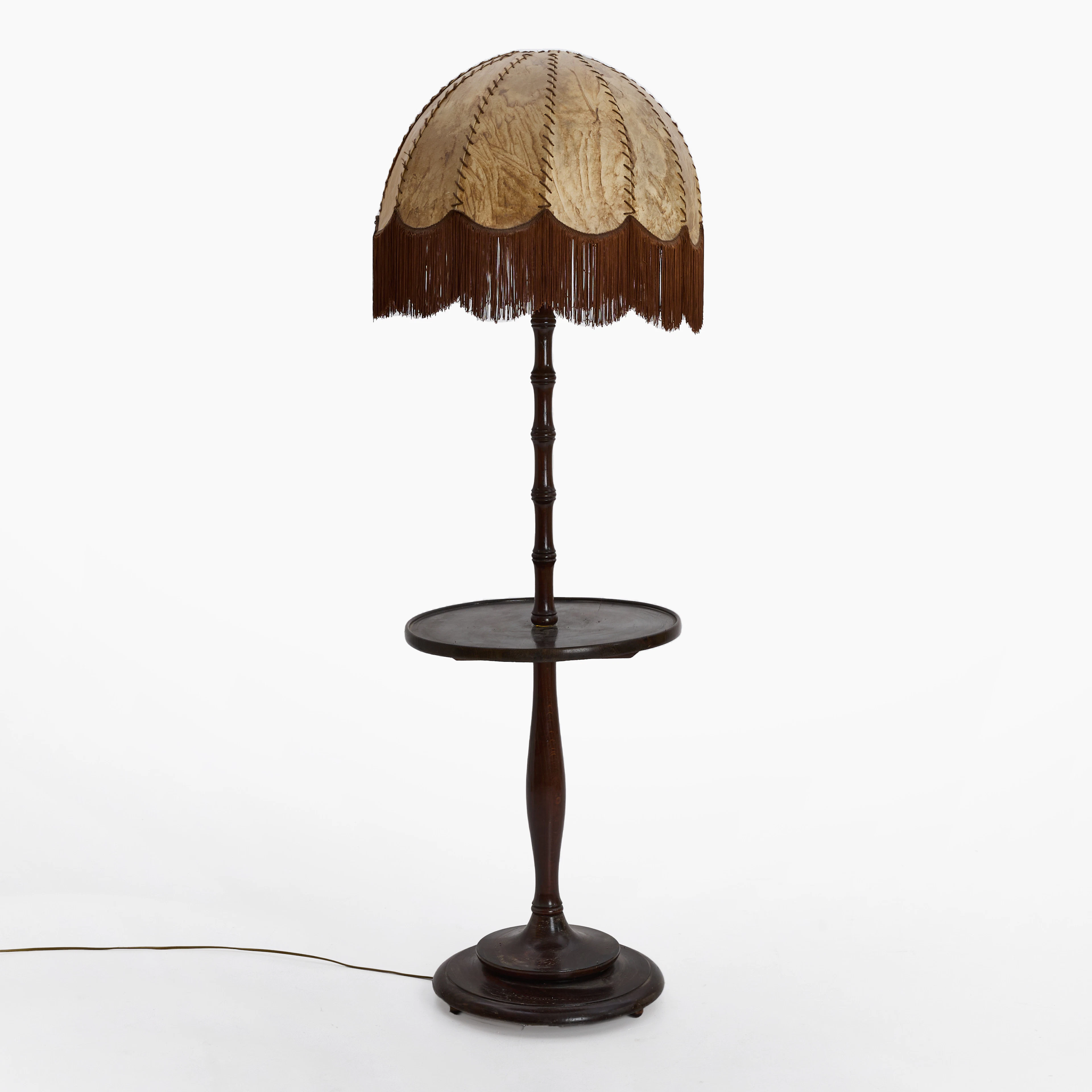 GOLVLAMPA/BORD, betsad, lampskärm i pergament, ca 1920-tal.