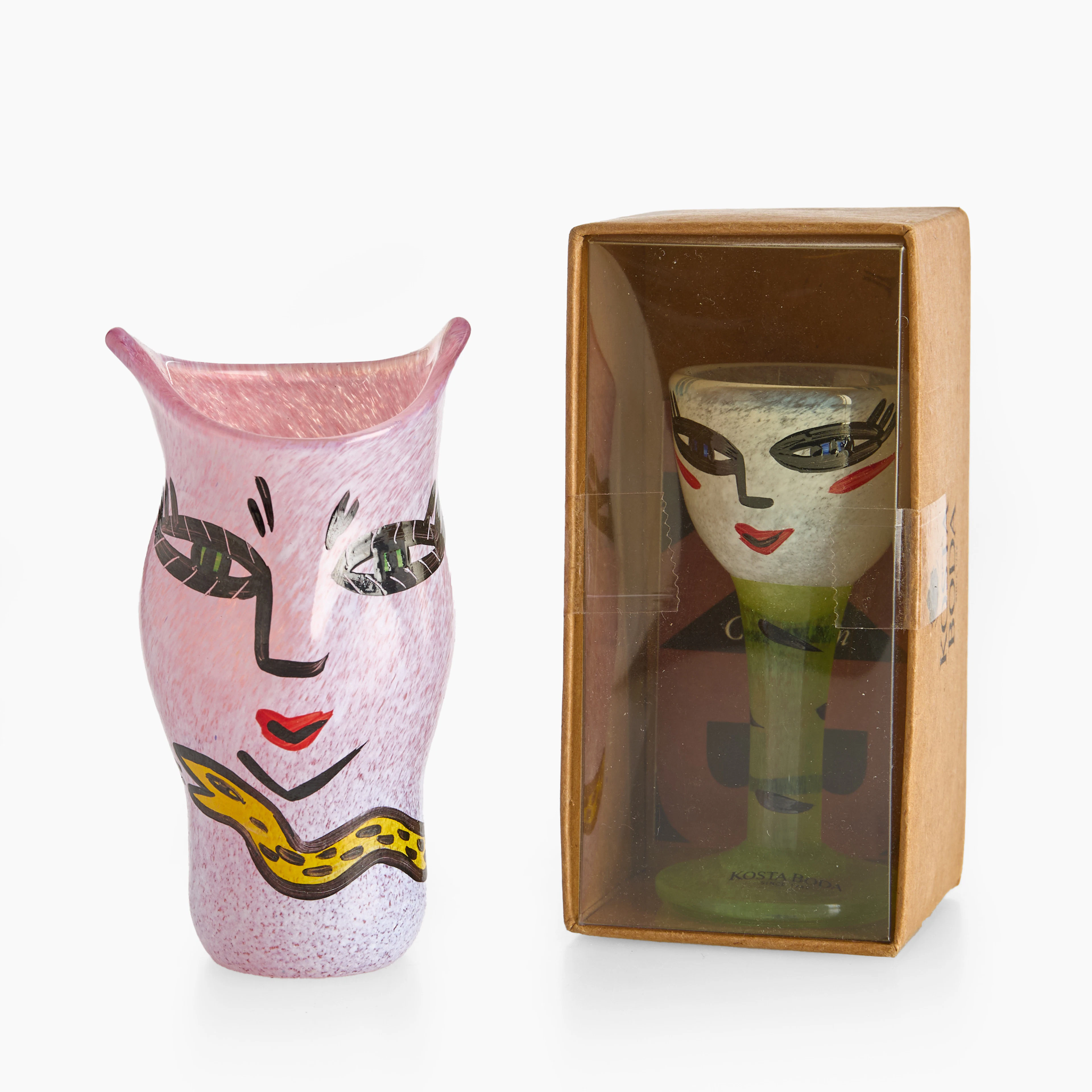 ULRICA HYDMAN VALLIEN. Miniatyrer, 2 st, "Open Minds", Kosta Boda, konstglas.