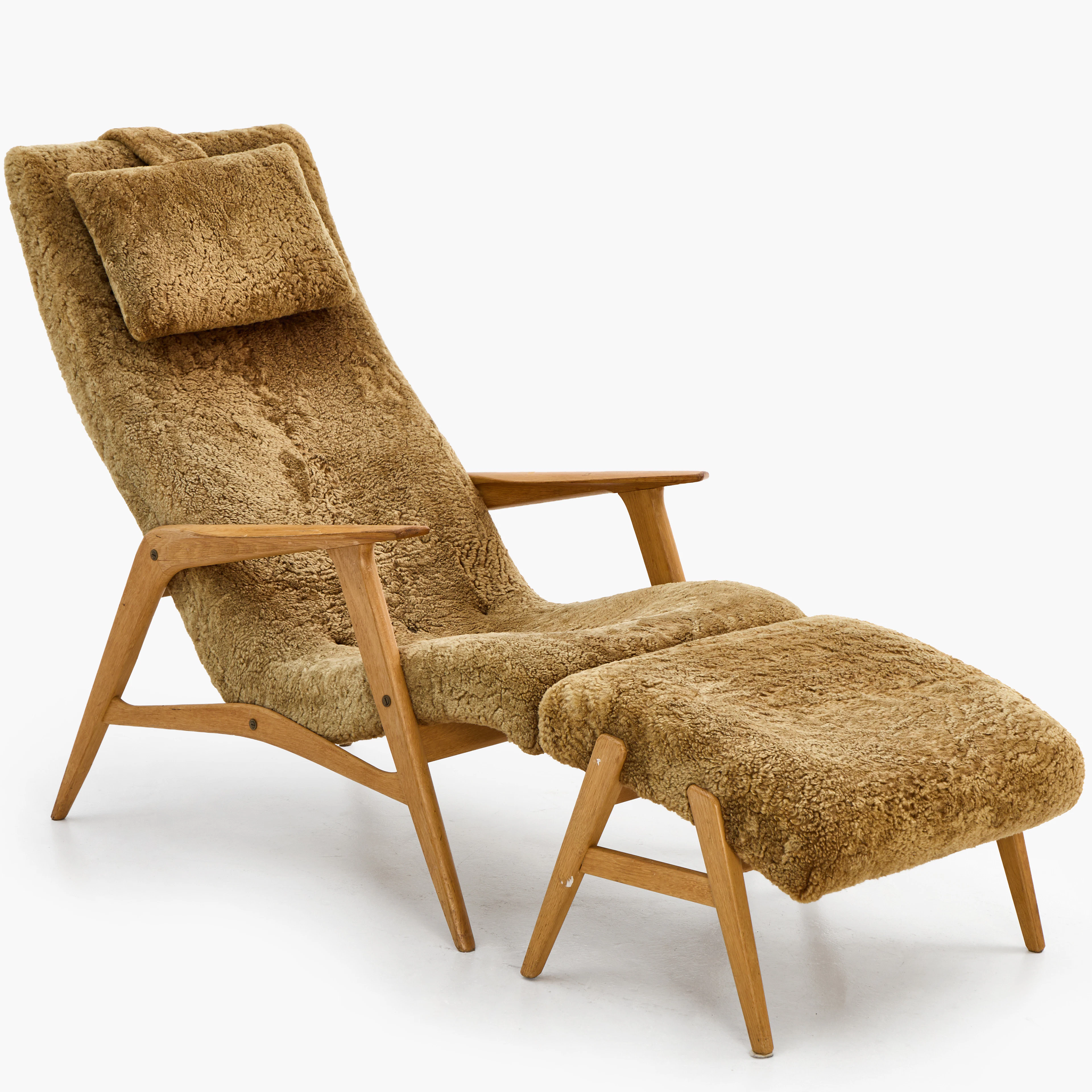 FÅTÖLJ med FOTPALL, "Siesta", JIO Möbler, 1960-tal, ljus ek, brun