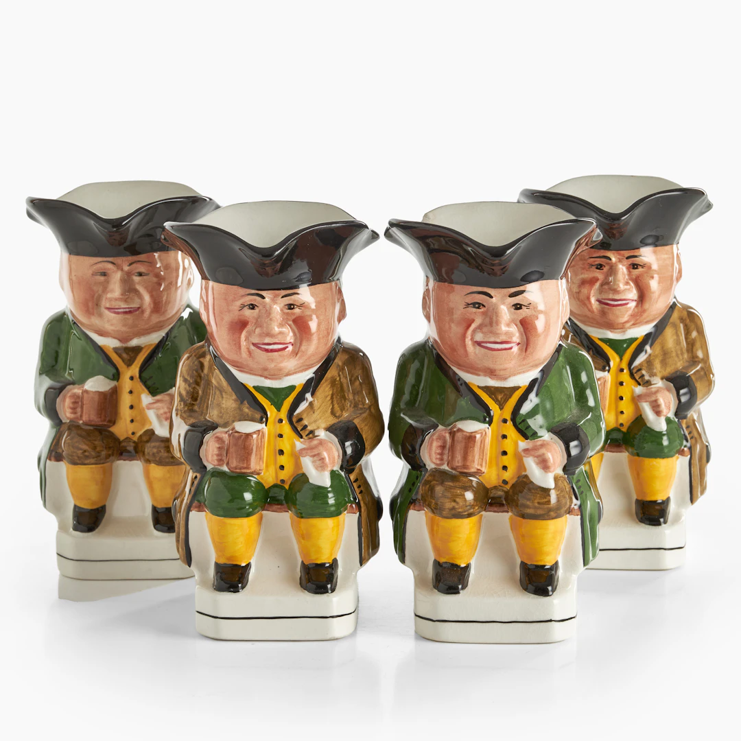 MUGGAR, 4 st, s k "Toby jugs", flintgods, Wood & Sons, England, 1900-tal.