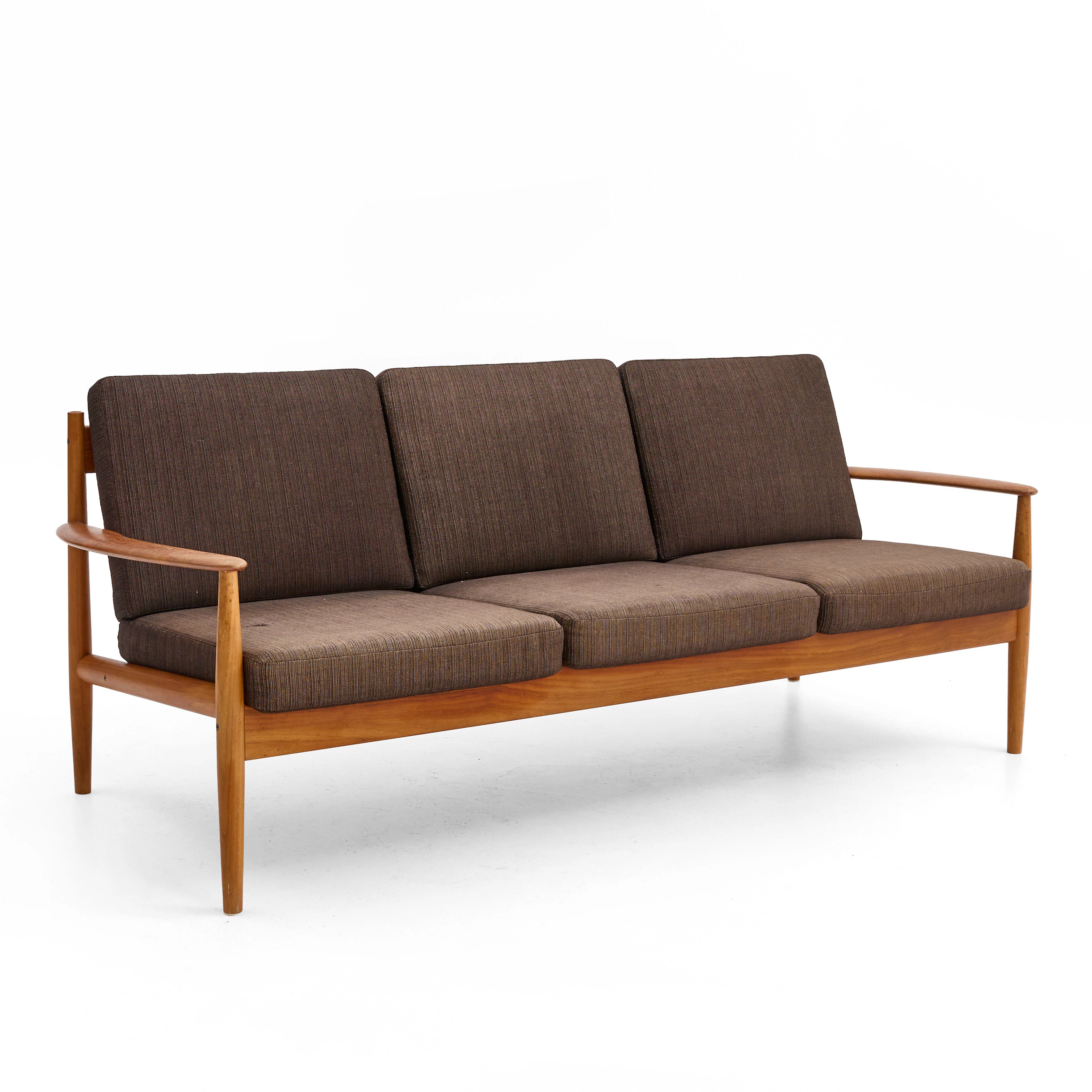 GRETE JALK (1920-2006). Soffa, 3-sits, modell 118, France & Son, Danmark