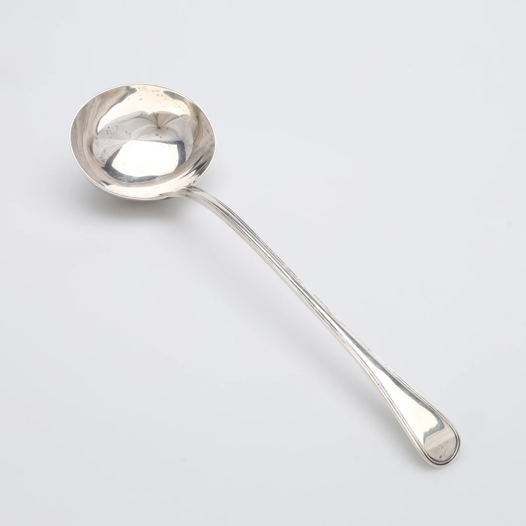 SOPPSLEV, SILVER, LONDON, 1853-54, VIKT 279 GRAM.