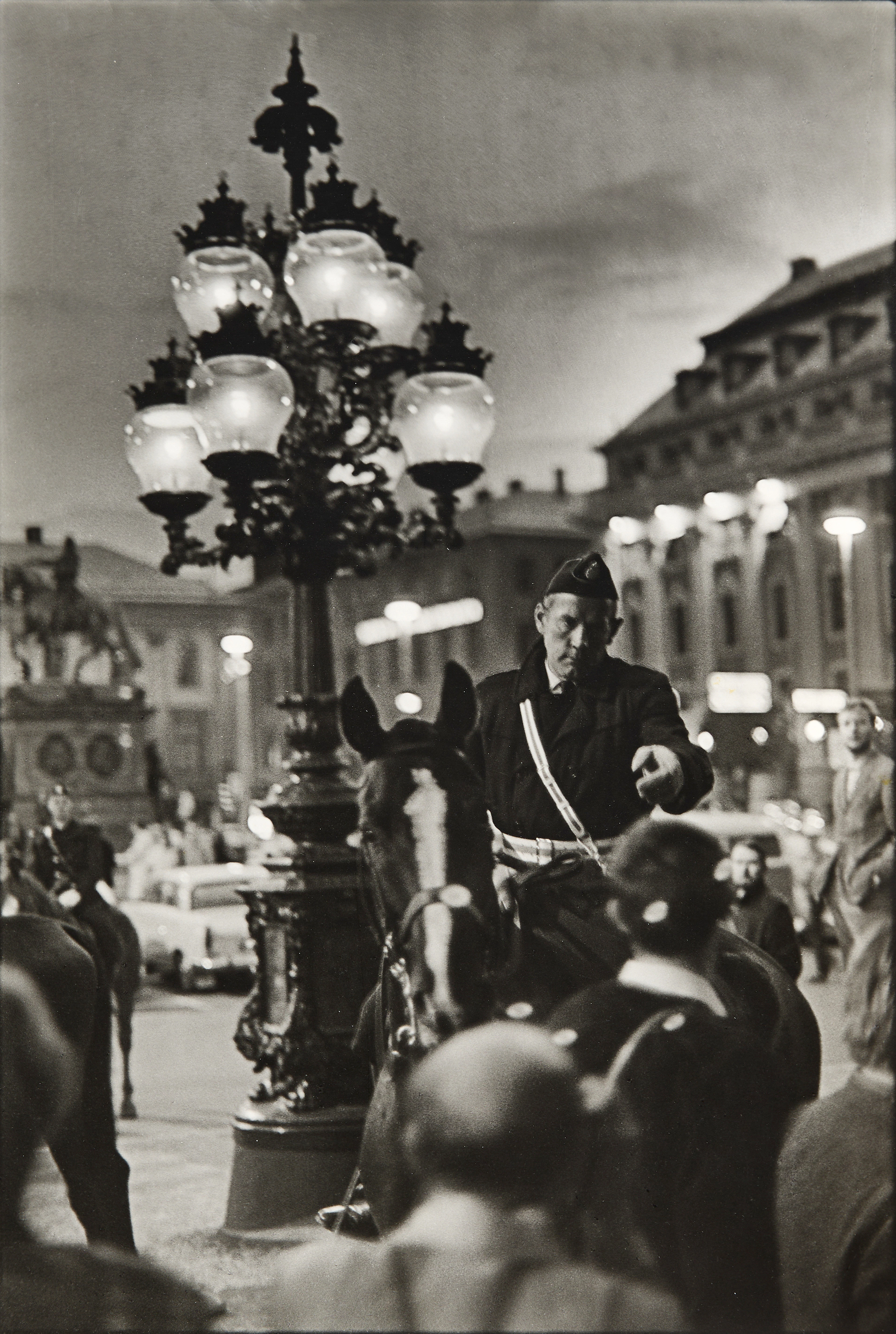 ROLF WERTHEIMER (Sverige, 1930-2025), "Studentrevolten 1968, vid Operan"