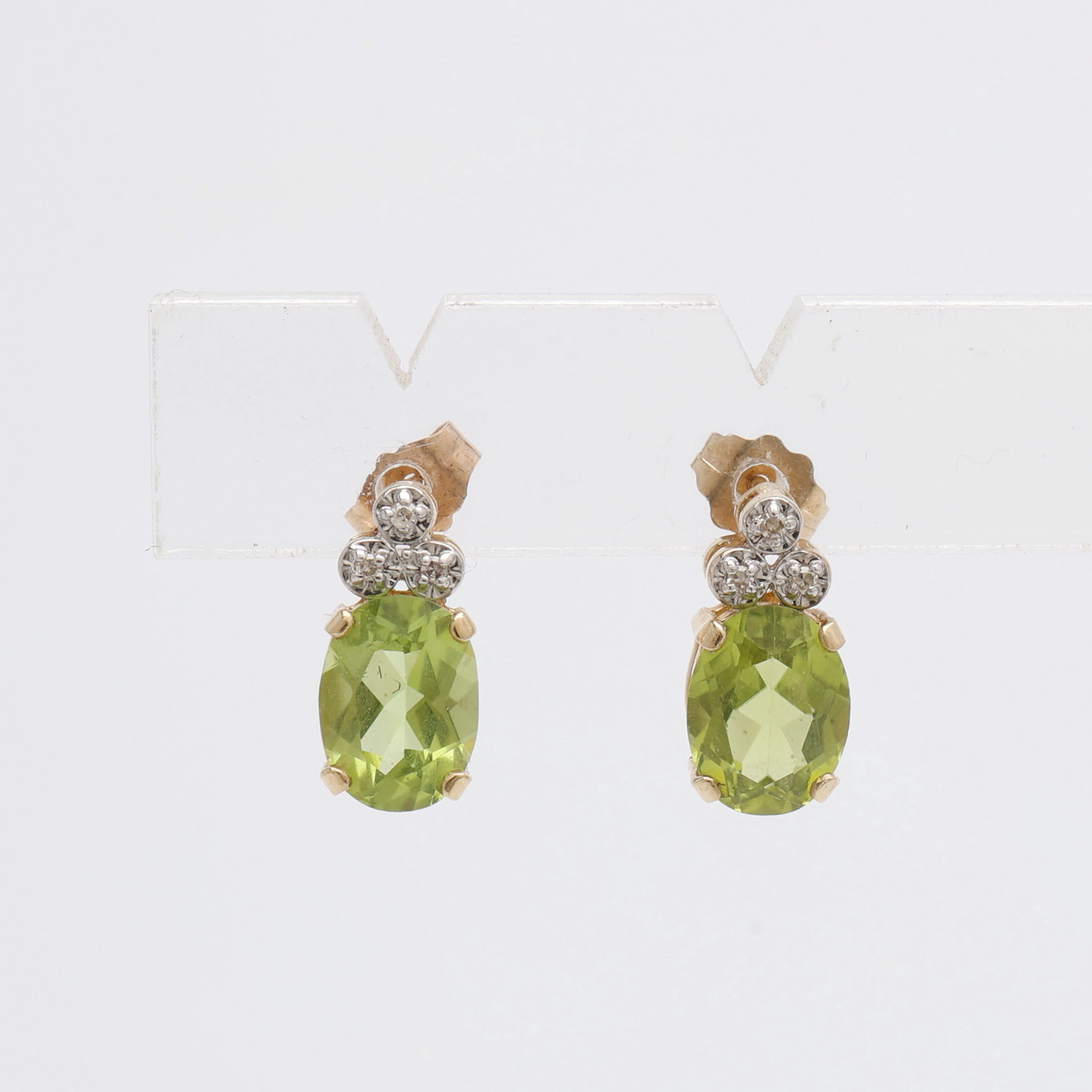 ÖRHÄNGEN, ETT PAR, 14K GULD, PERIDOTER & SMÅ DIAMANTER, MEXIKO, TOTALT