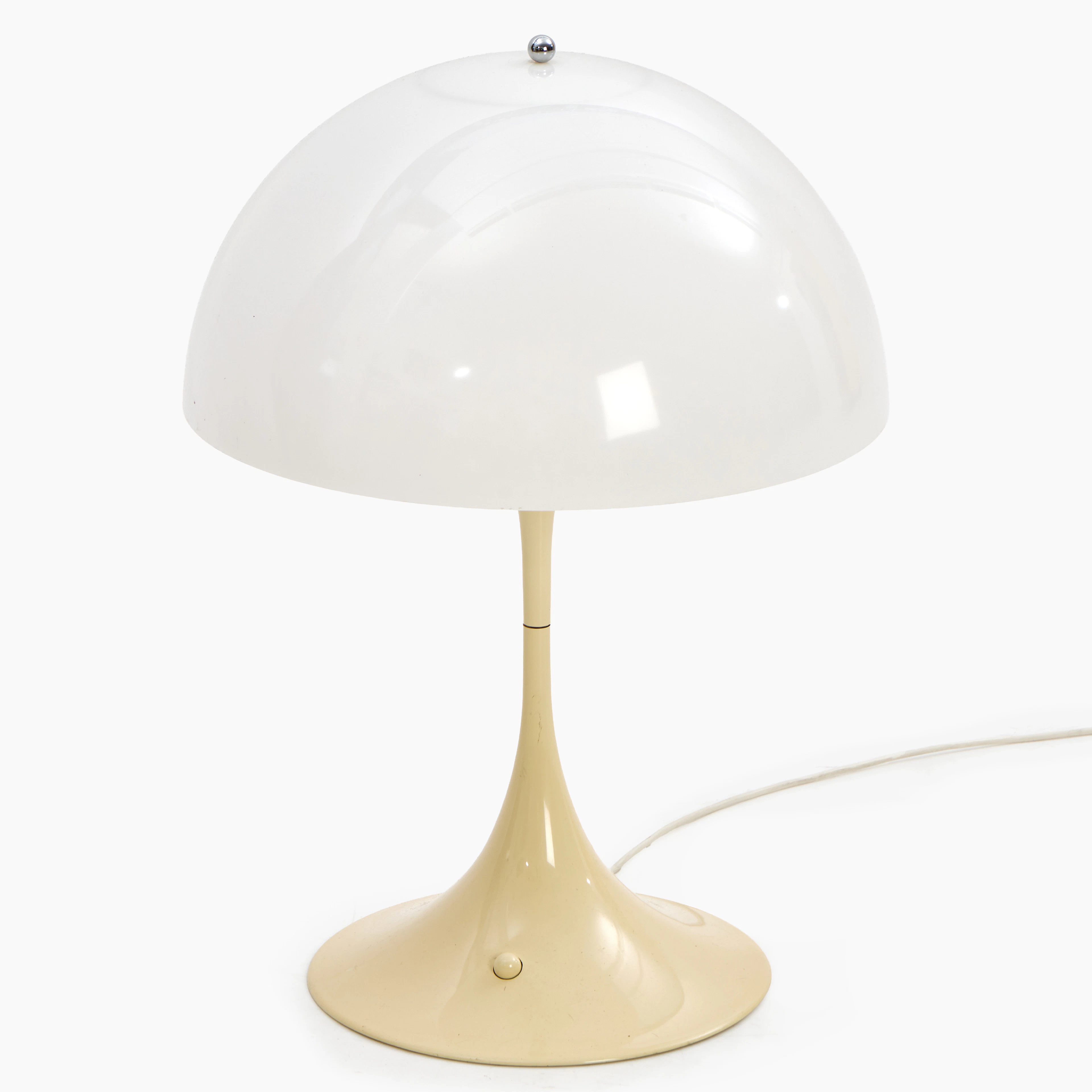 VERNER PANTON. "Panthella", 1970-tal, etikettmärkt, Louis Poulsen, Danmark.