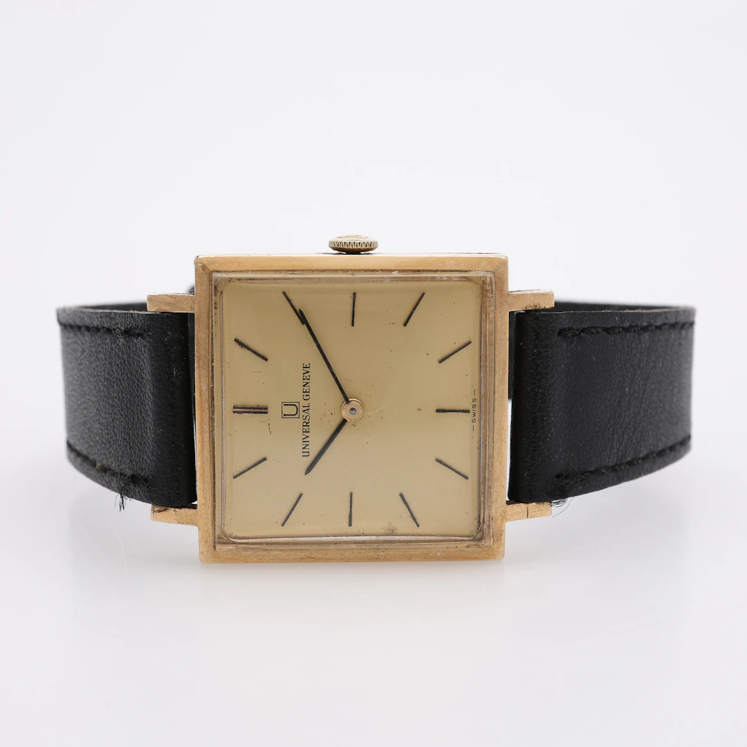 ARMBANDSUR, 9K GULD, UNIVERSAL GENEVE, MANUELLT UPPDRAG, 1900-TALETS