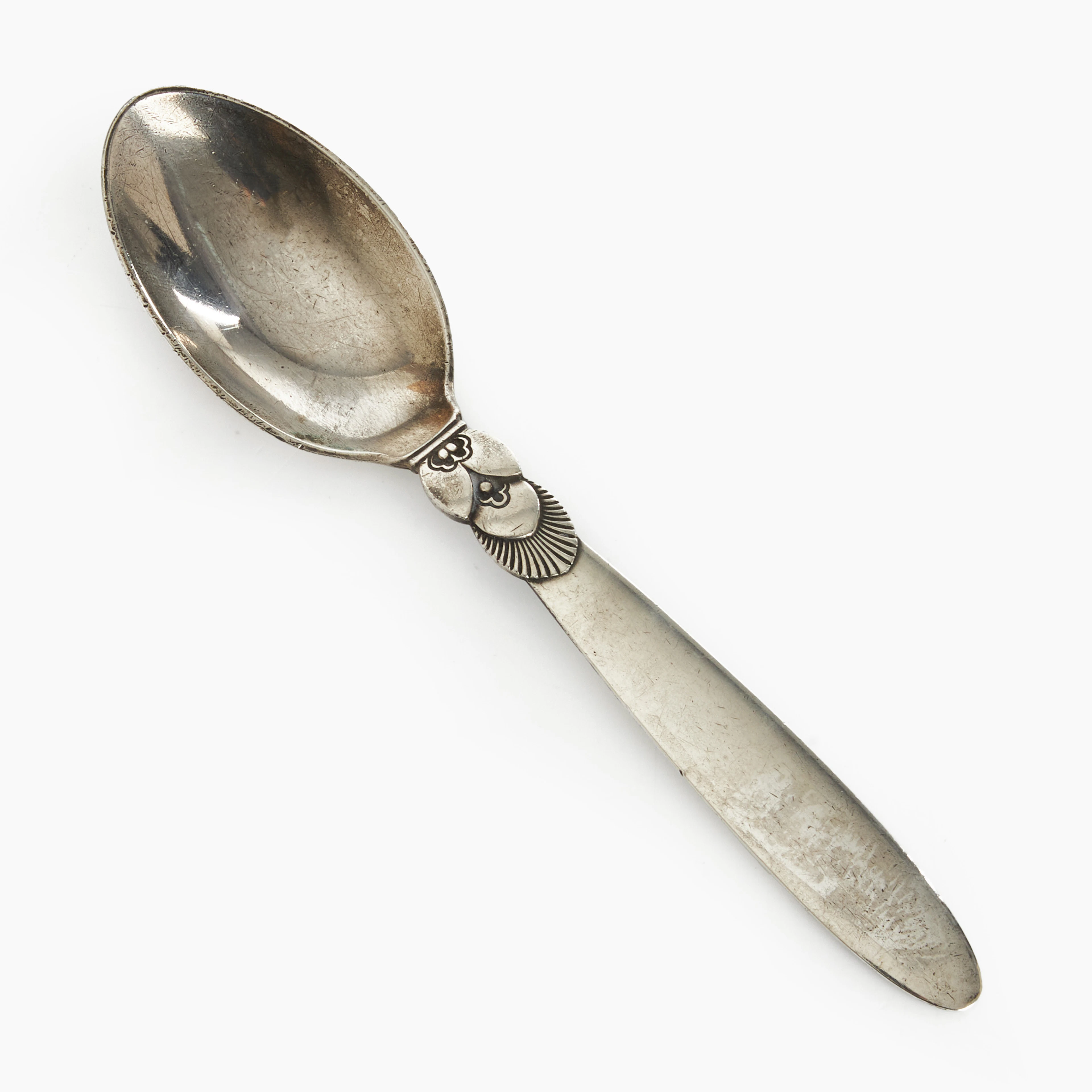 GEORG JENSEN, barnsked, silver.