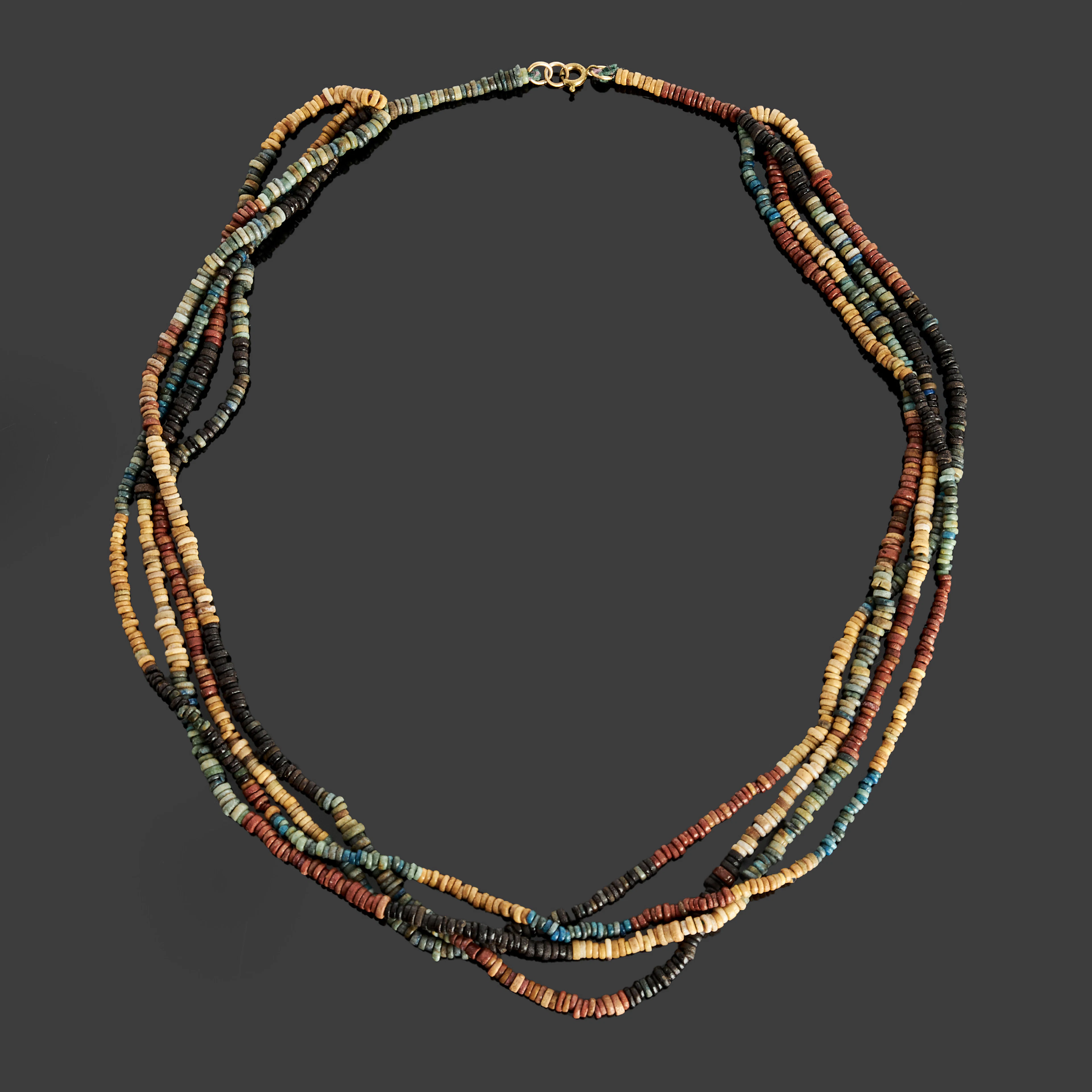 HALSBAND, antikens Egypten, 4-radigt med fajanspärlor, senare montering.