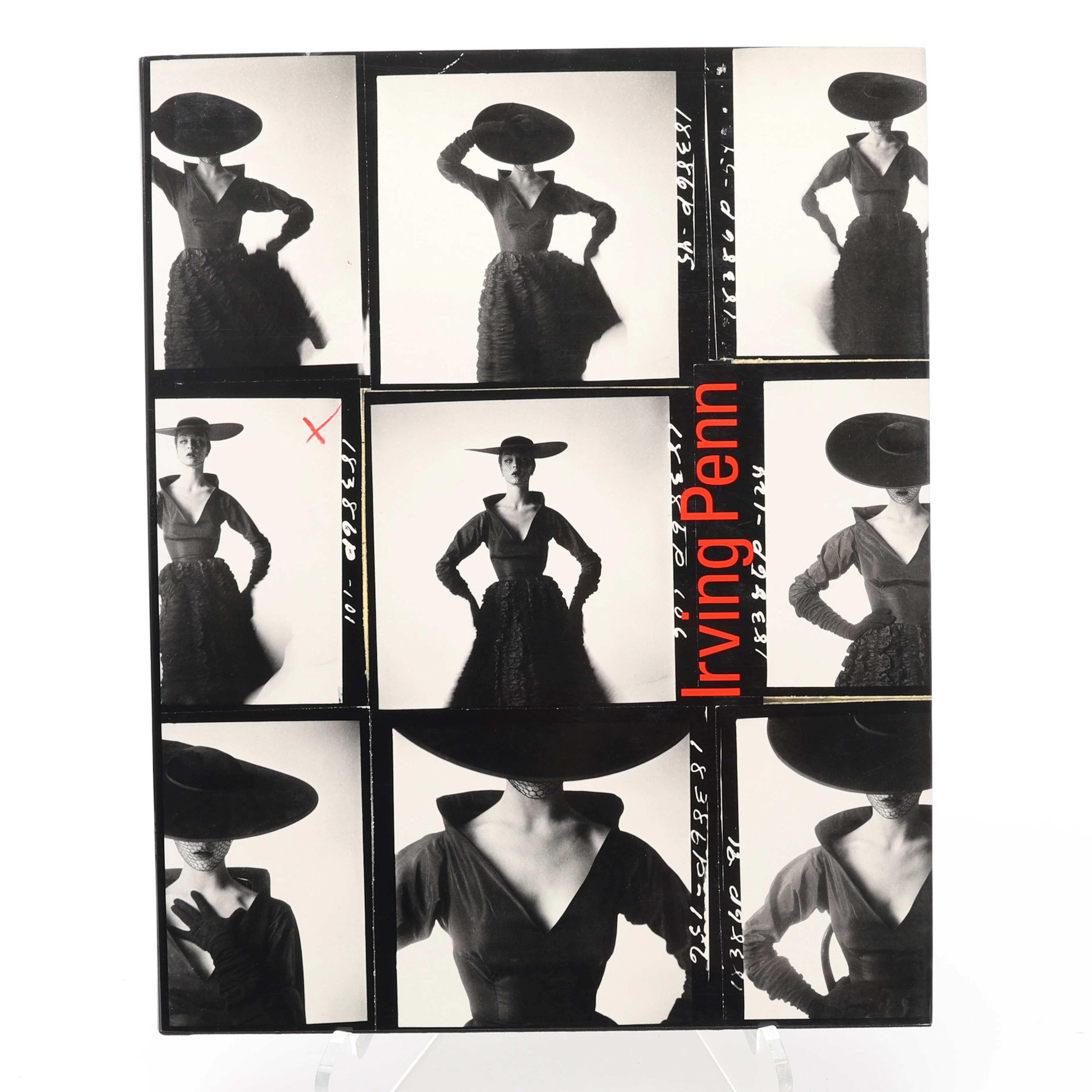 FOTO. DEN AMERIKAN SKE FOTOGRAFEN IRVING PENN (1917-2009) - A CAREER