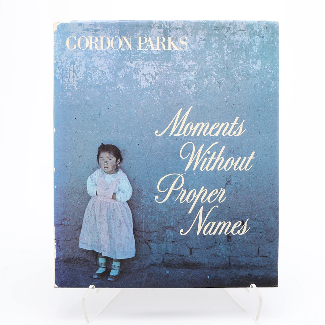 GORDON PARKS "MOMENTS WITHOUT PROPER NAMES" I FÖRSTA UPPLAGAN, 1975.