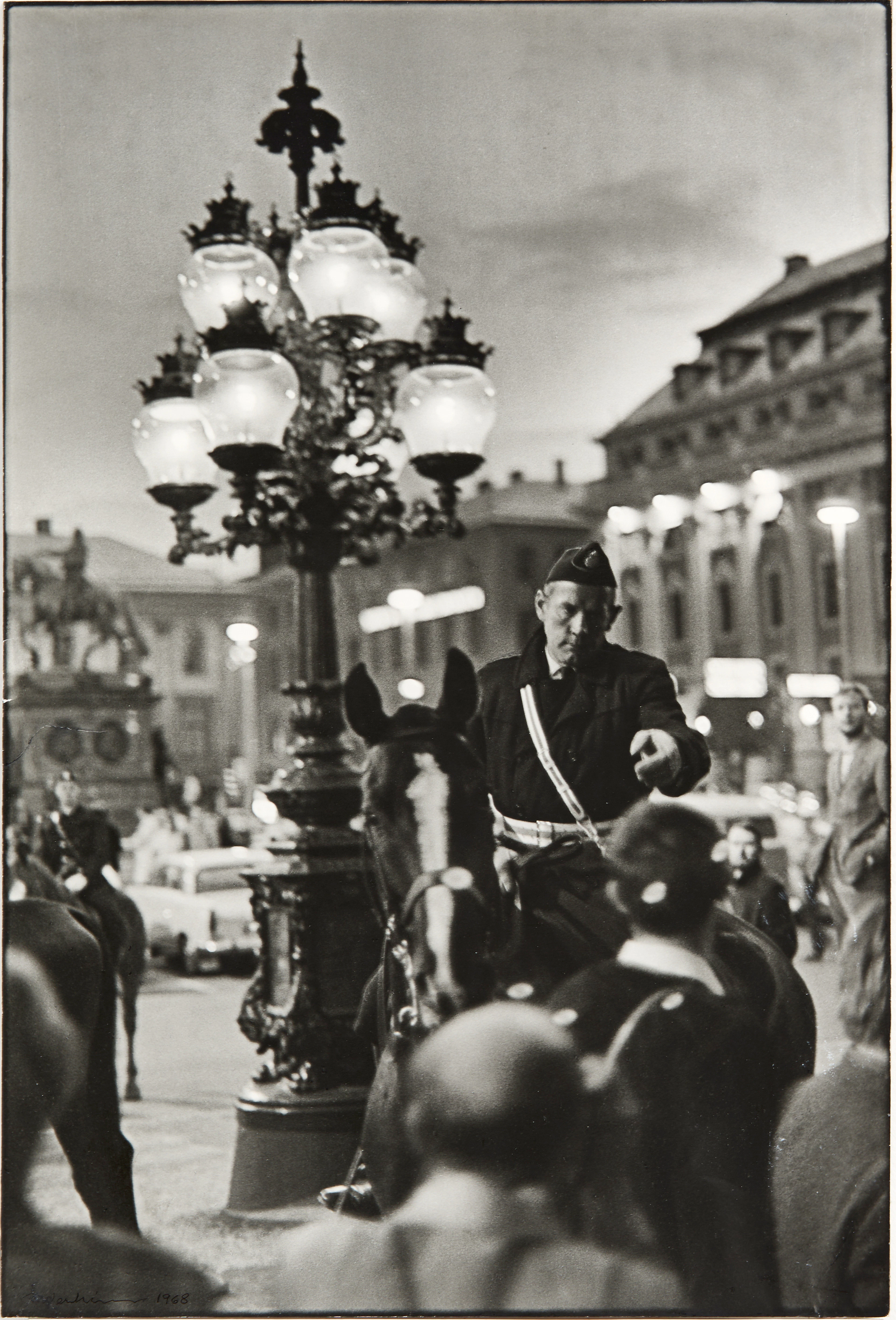 ROLF WERTHEIMER (Sverige, 1930-2025), "Studentrevolten 1968, vid Operan
