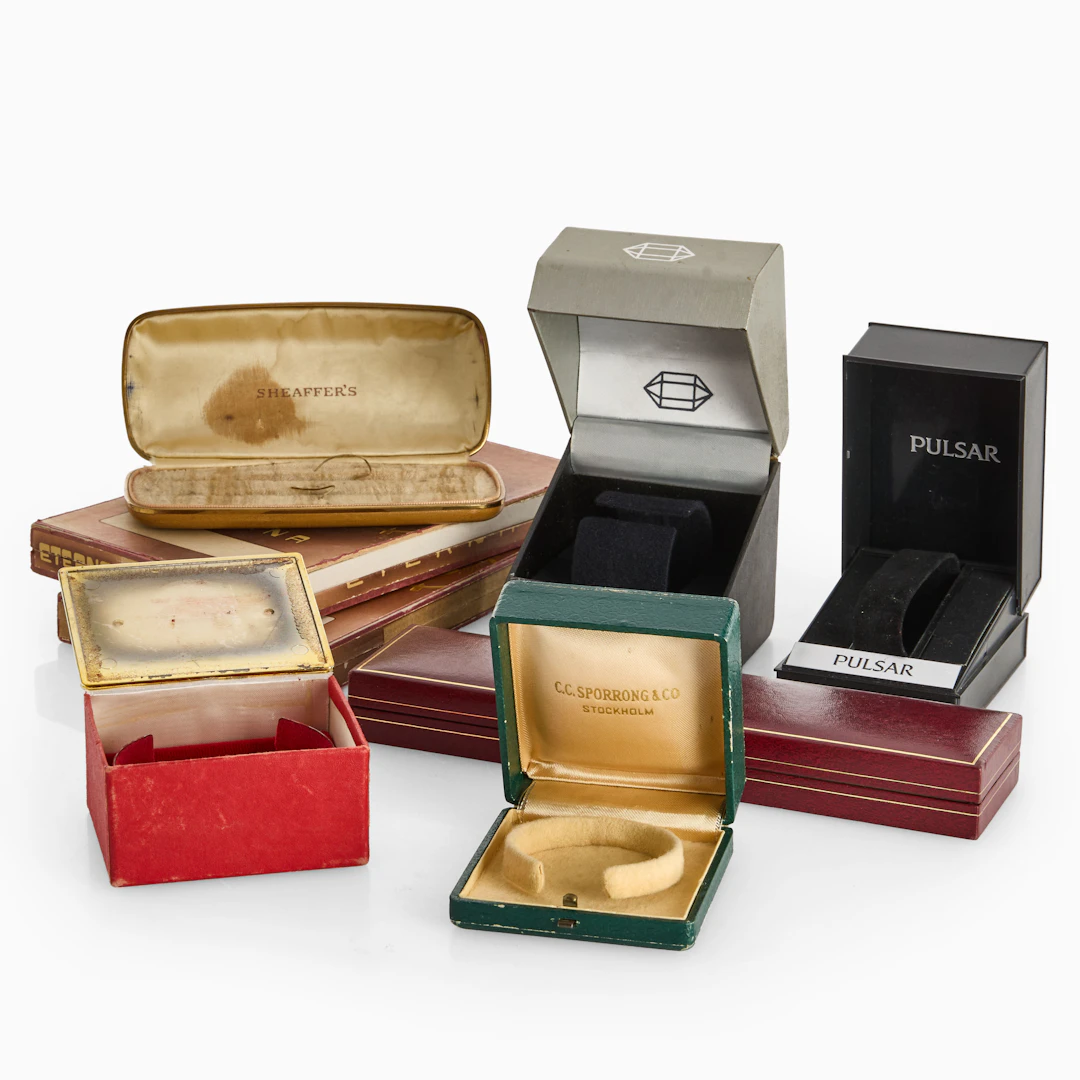 BOXAR TILL ARMBANDSUR / ETUIER. (8 delar), bl a Bulova, Eterna, Pulsar