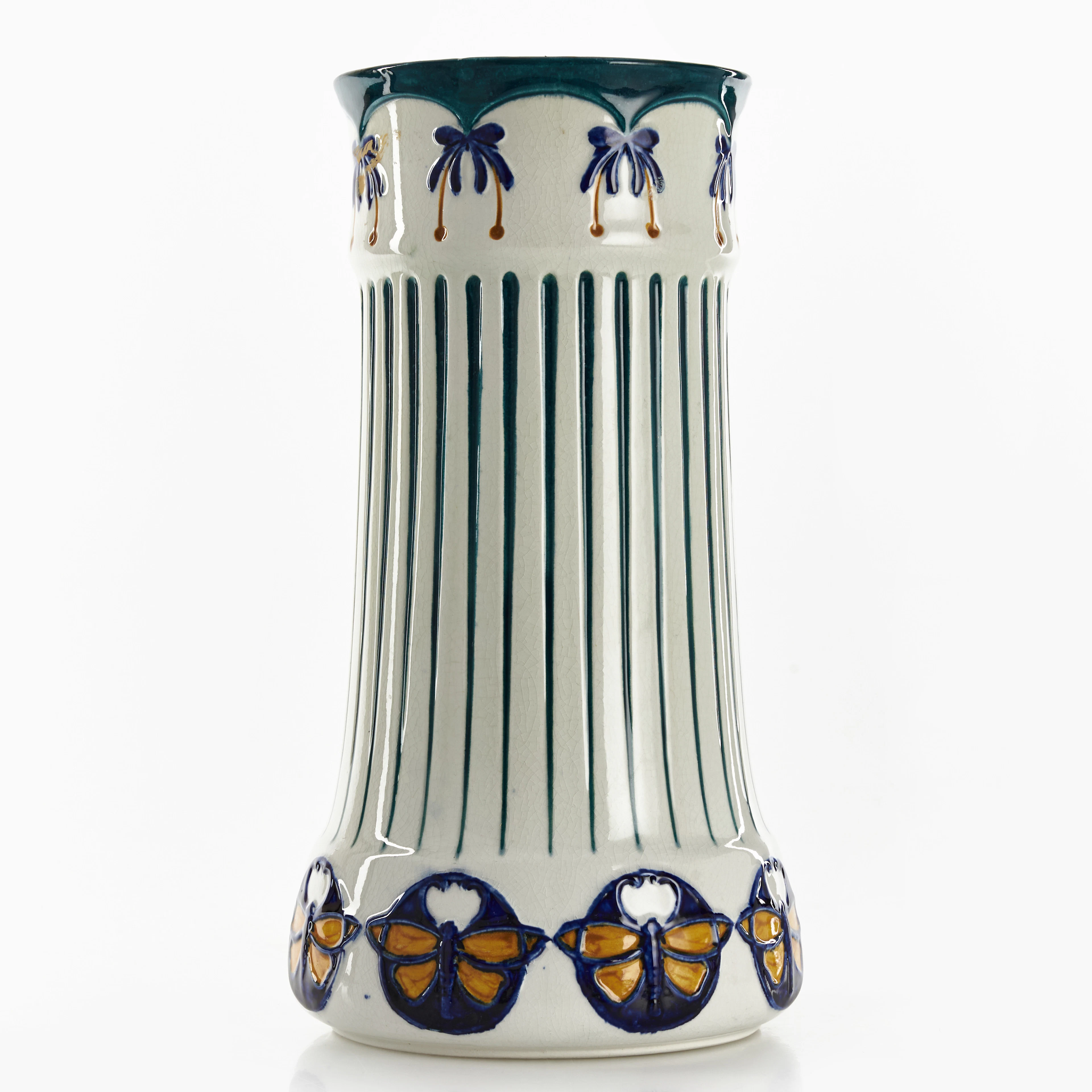 ALF WALLANDER (1862–1914). Vas, Art Nouveau, flintgods, polykrom reliefdekor