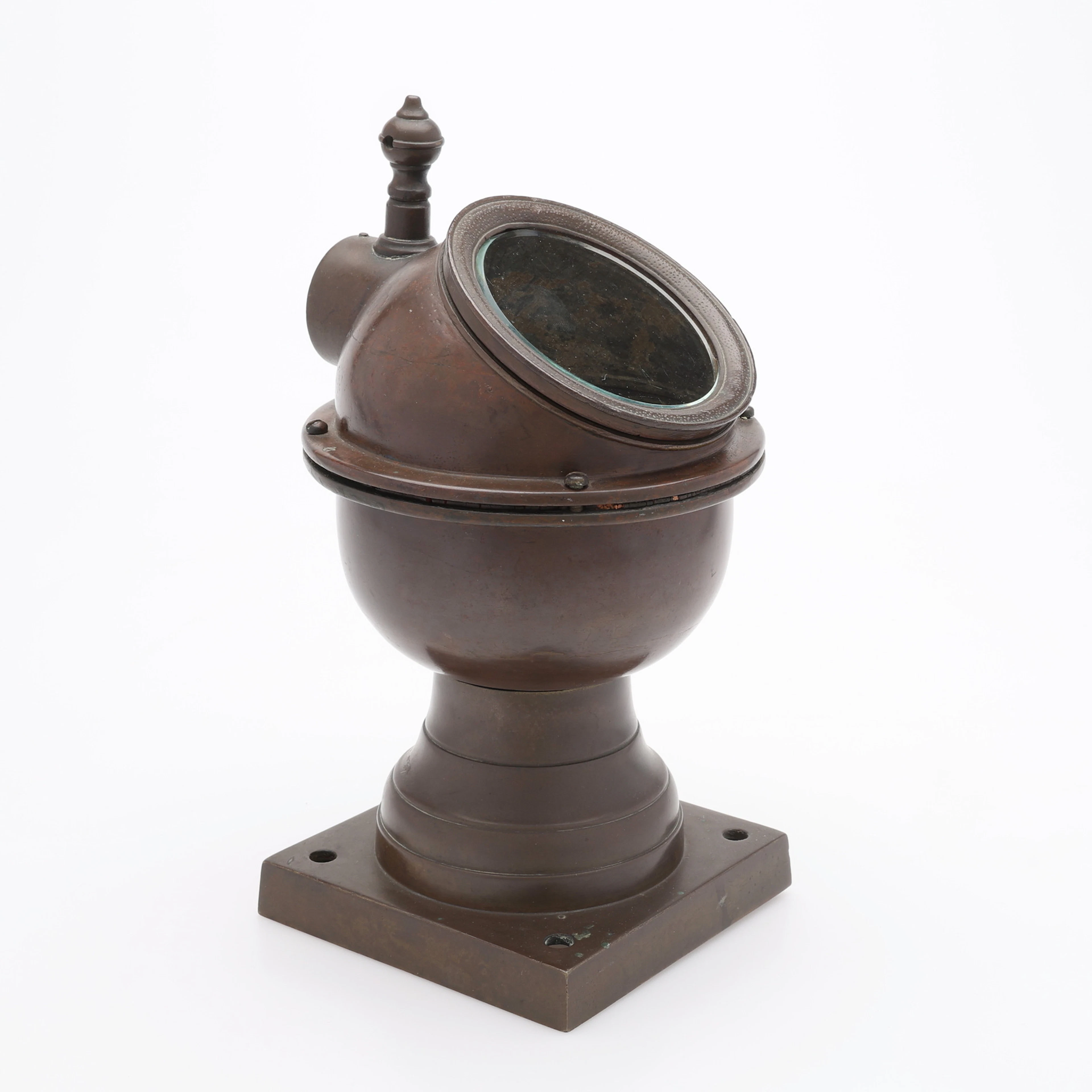 KOMPASS MED NAKTERHUS/COMPASS AND BINNACLE, Norie Wilson & Co London