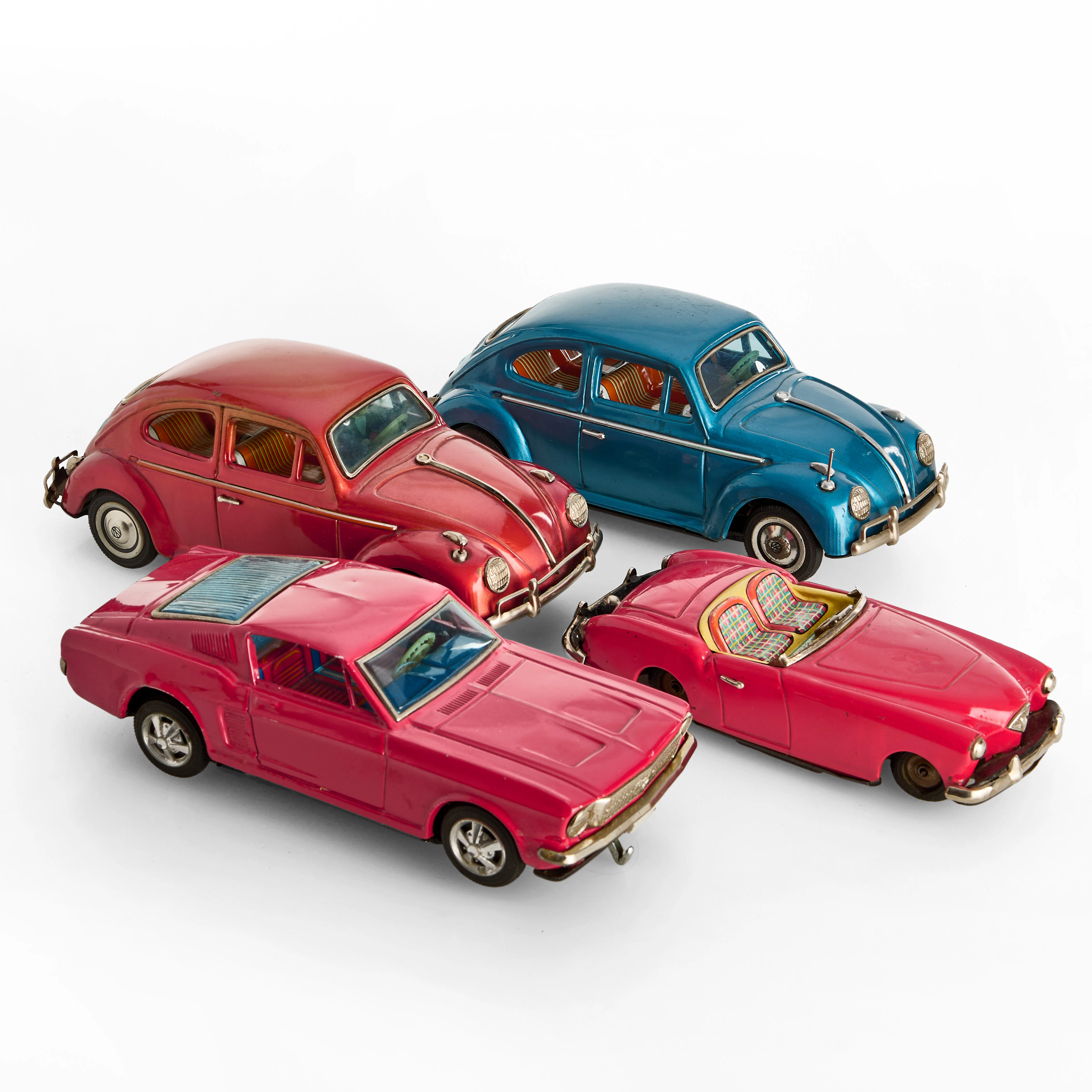 LEKSAKSBILAR, 4 st, plåt, Japan, ca 1960-tal, batteridrivna.