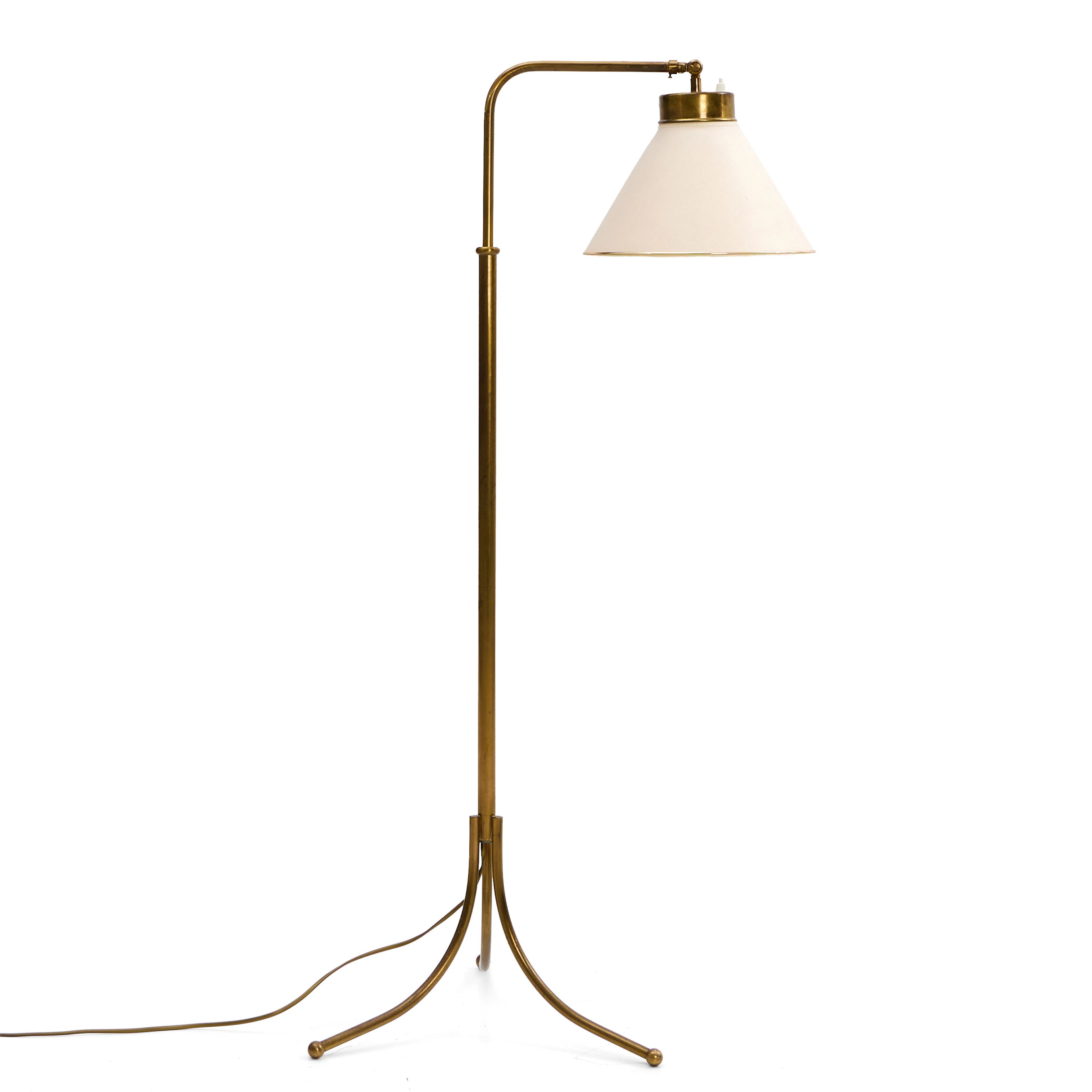 JOSEF FRANK. Golvlampa, modell 1842, Firma Svenskt Tenn, mässing.
