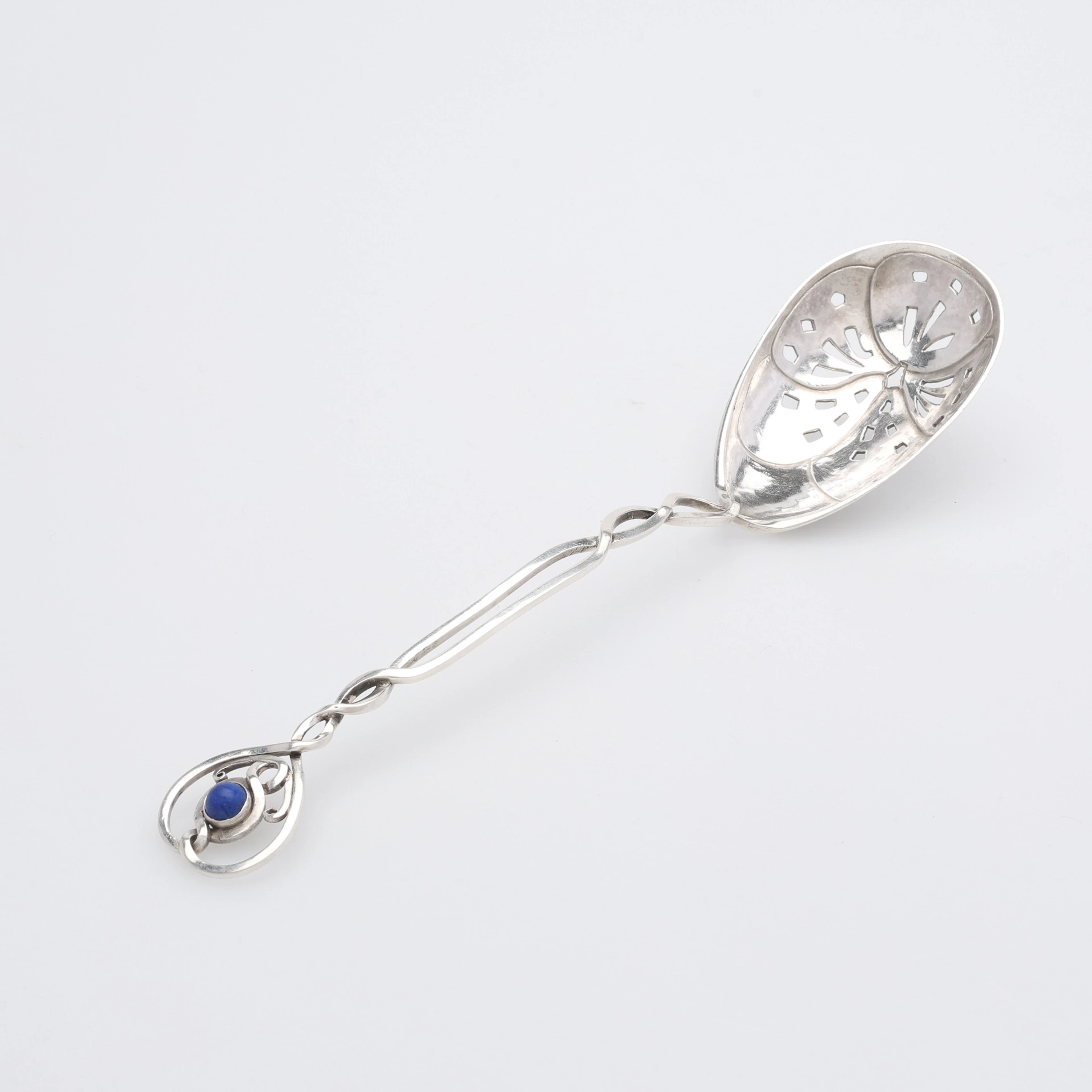 MOGENS BALLIN (DANMARK 1871-1914). BÄRSKED, SILVER & LAPIS LAZULI, JUGEND.
