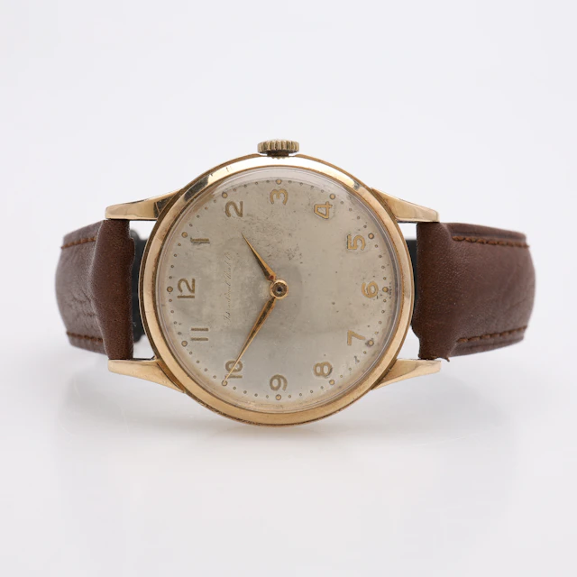 ARMBANDSUR, 9K GULD, INTERNATIONAL WATCH COMPANY, MANUELLT UPPDRAG