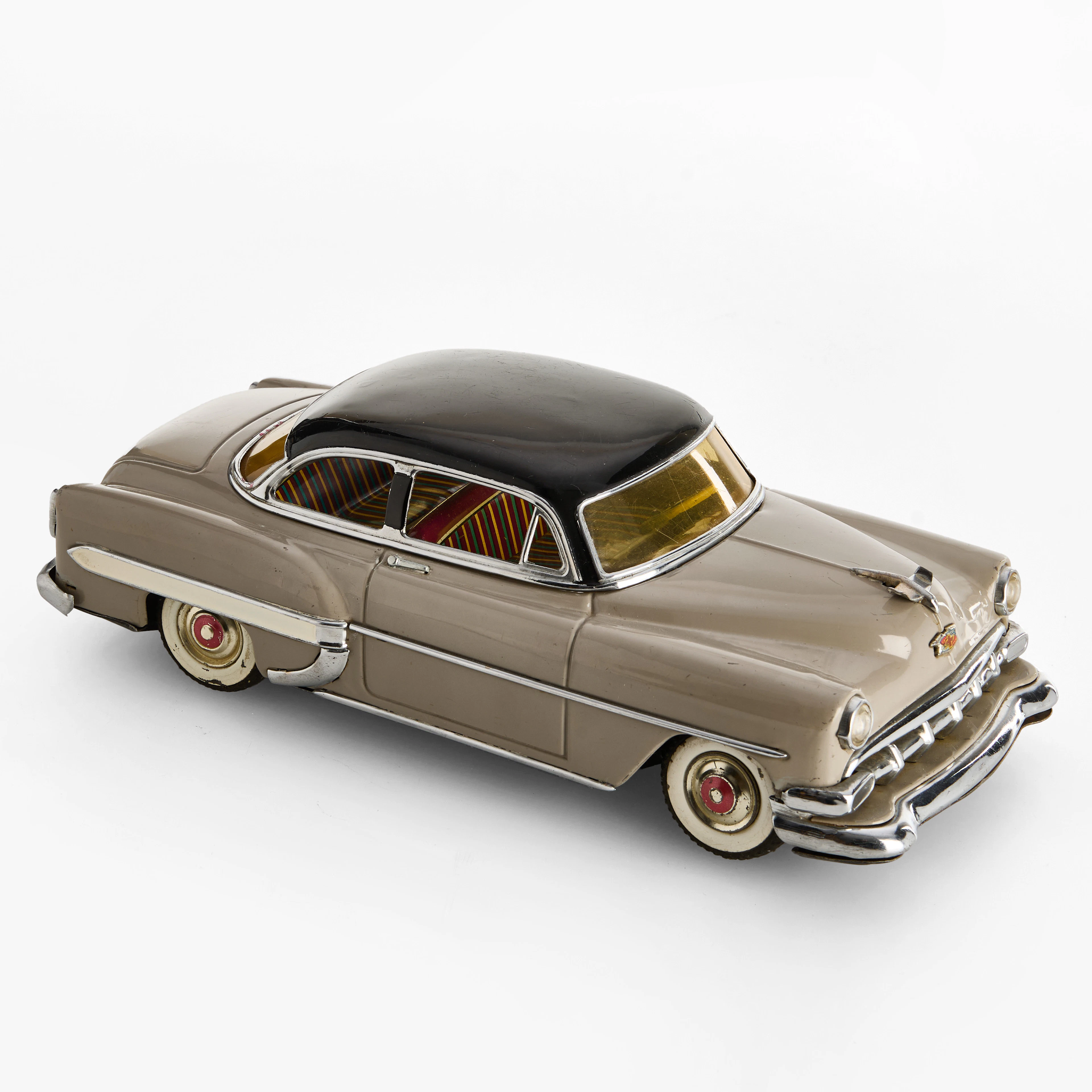 LINEMAR TOYS. Leksaksbil, "LM-200" Chevrolet, Japan, 1950-tal, grå