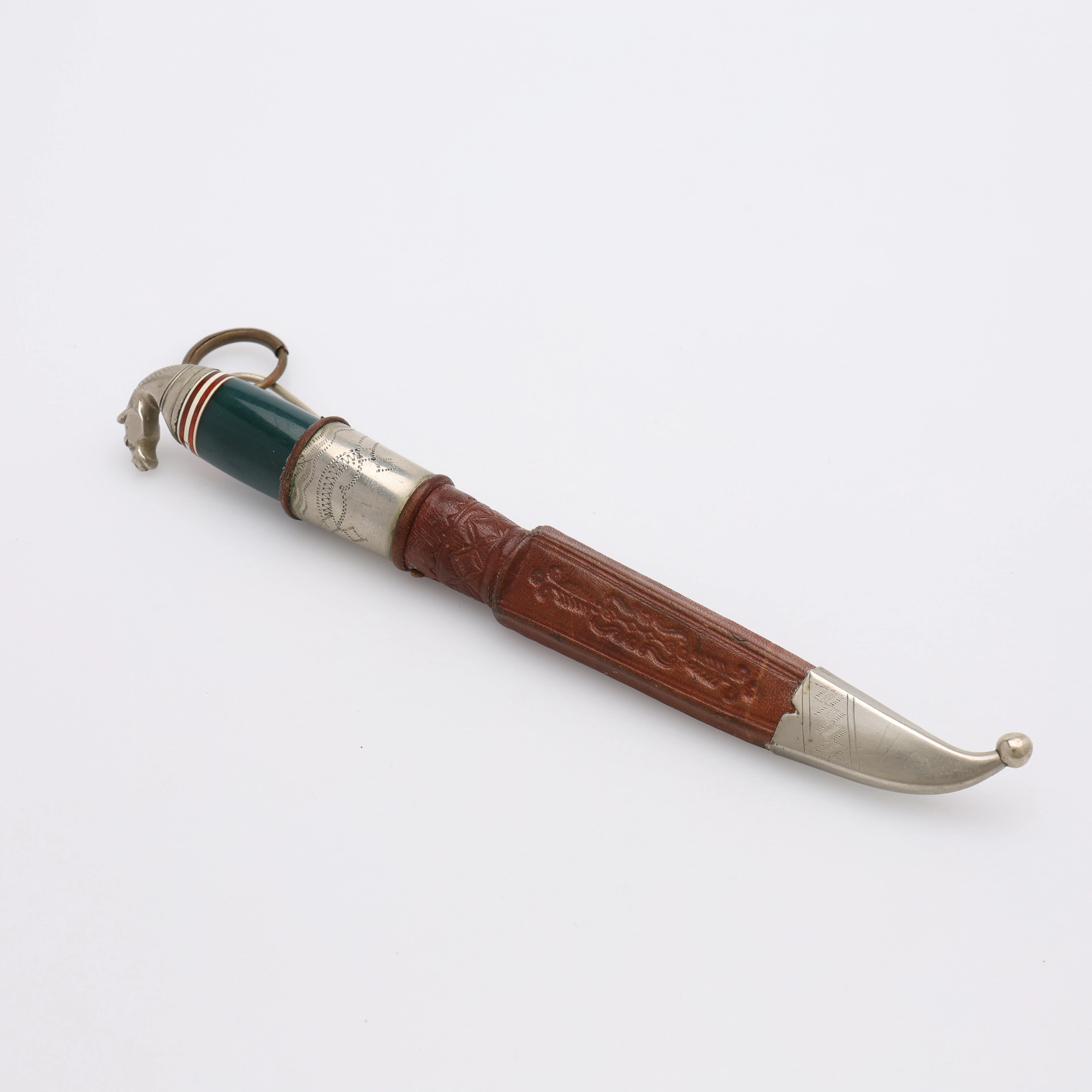 HEVOSENPÄÄPUUKKO, FINLAND, SIGNERAD PÅ BLADET.