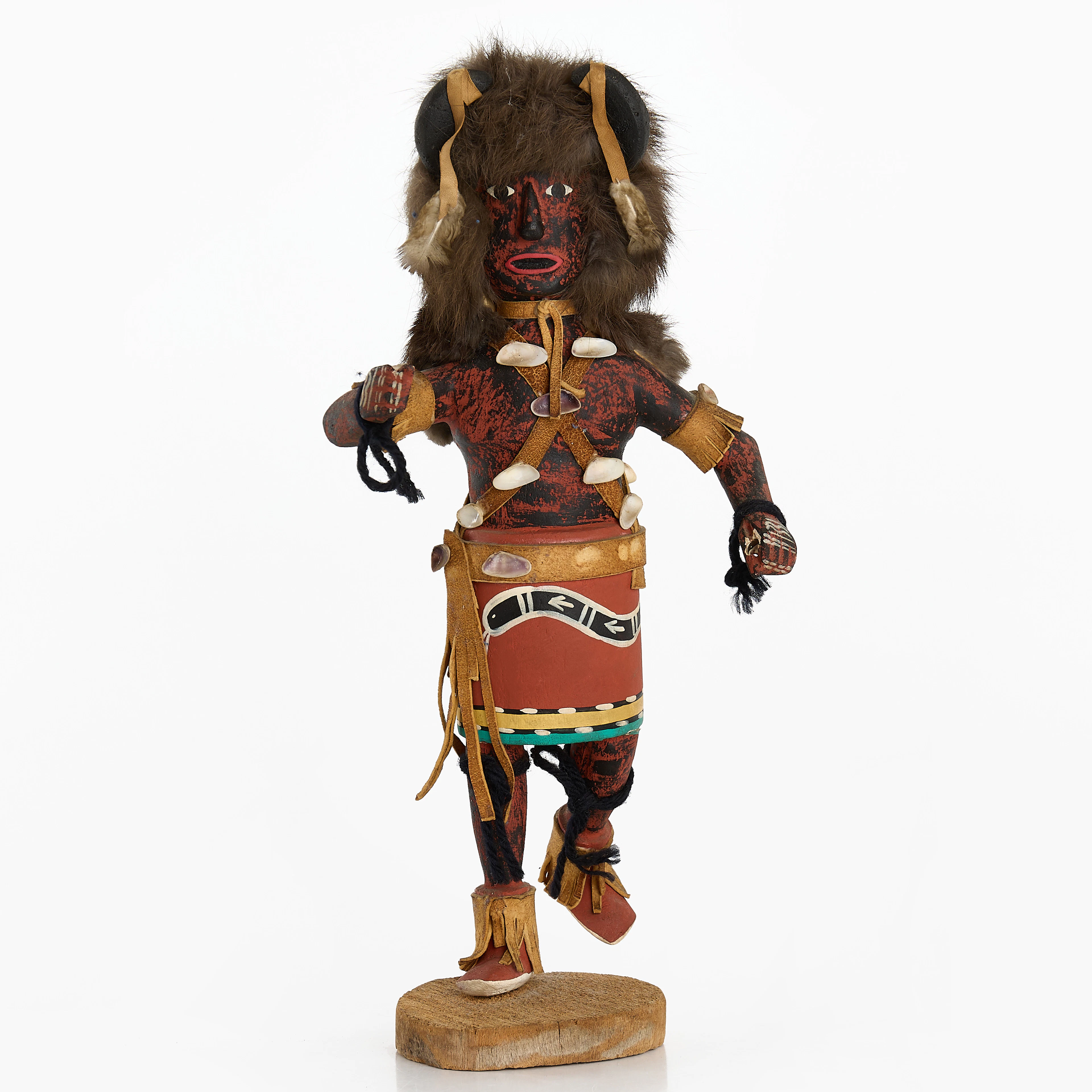 TY DUWYENIE. Kachina doll, Hopi, "Brown Buffalo", signerad.