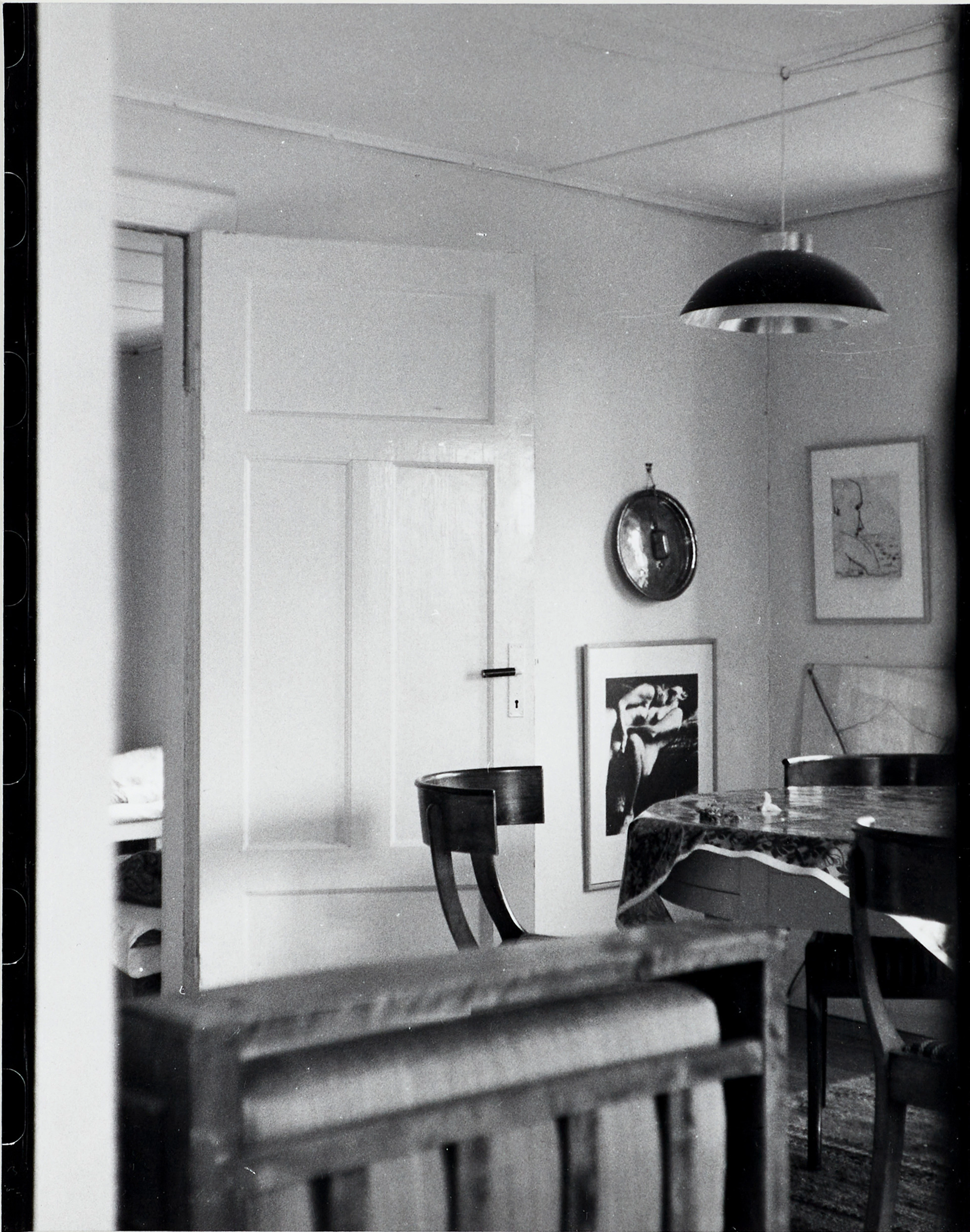 OLA BILLGREN (Sverige, 1940-2001), Interiör, sv/v fotografi.