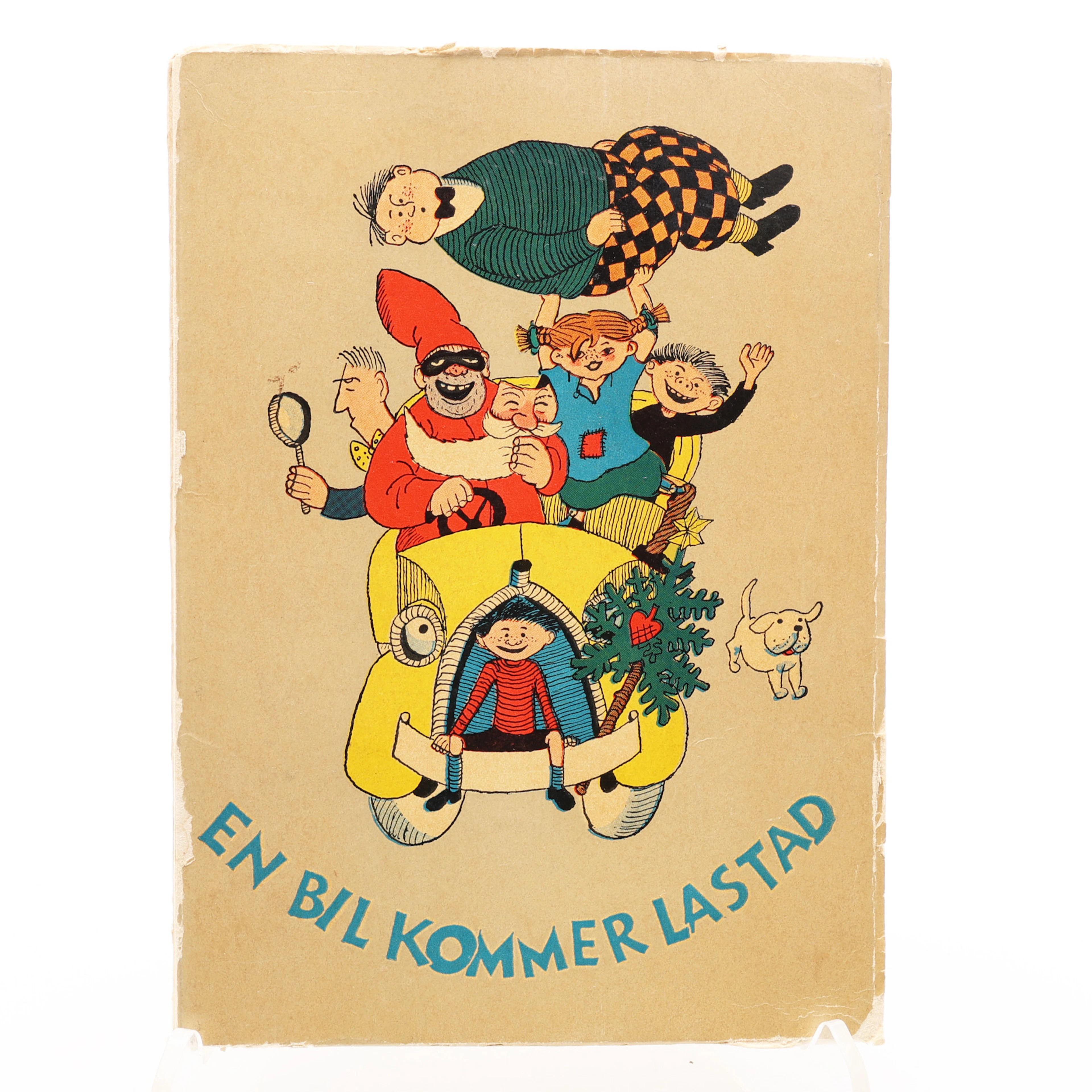 PIPPI LÅNGSTRUMP HAR JULGRANSPLUNDRING I EN BIL KOMMER LASTAD 1950.