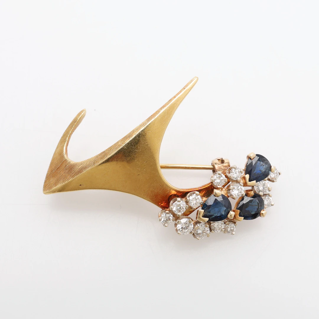 BROSCH, 18K GULD, DIAMANTER & TOPASER, TOTALT 8,1 GRAM.
