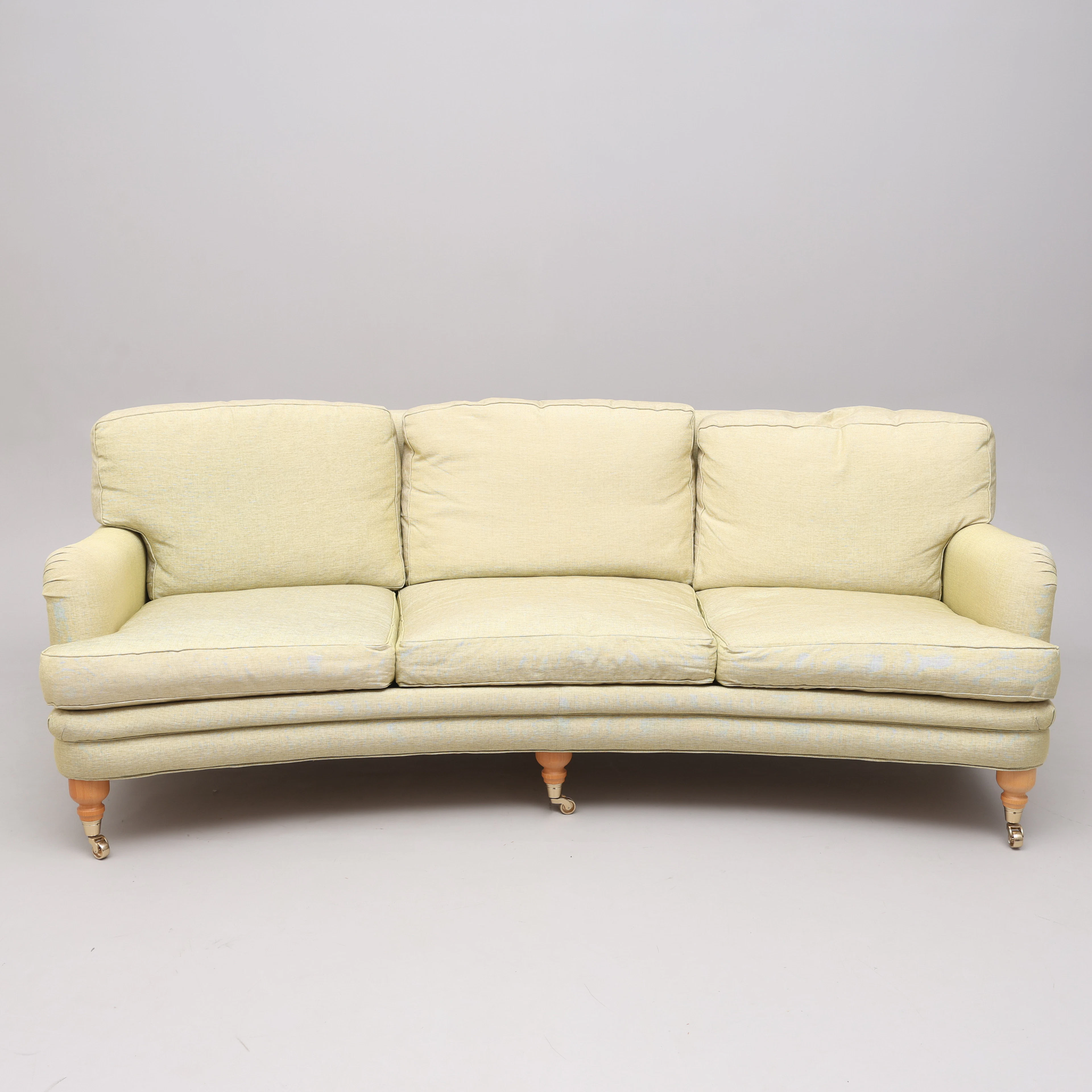 ARNE NORELL. SOFFA, "JULIA", SVÄNGD HOWARD-MODELL.