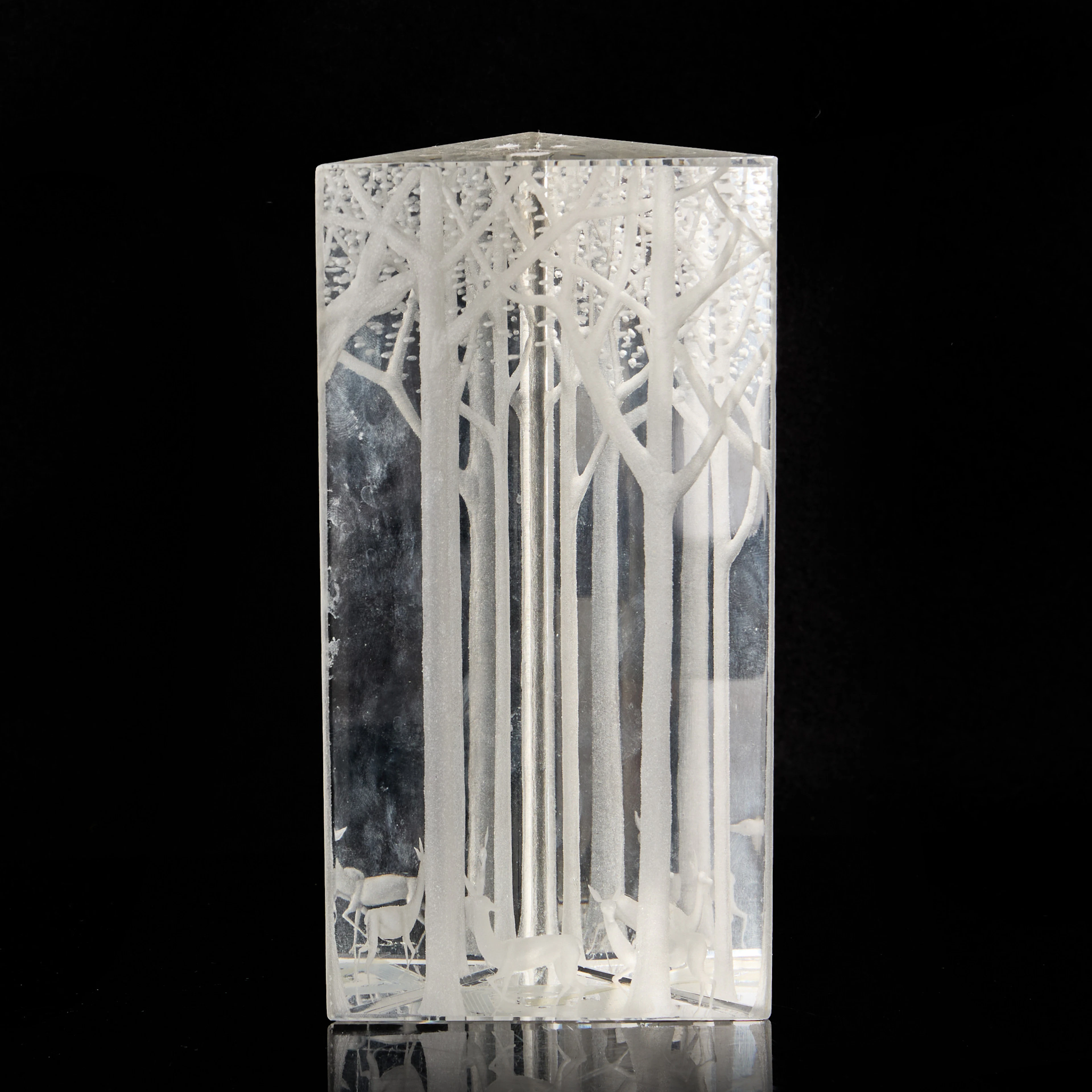 VICKE LINDSTRAND (SVERIGE, 1904–1983). Glasskulptur "Prisma", dekor