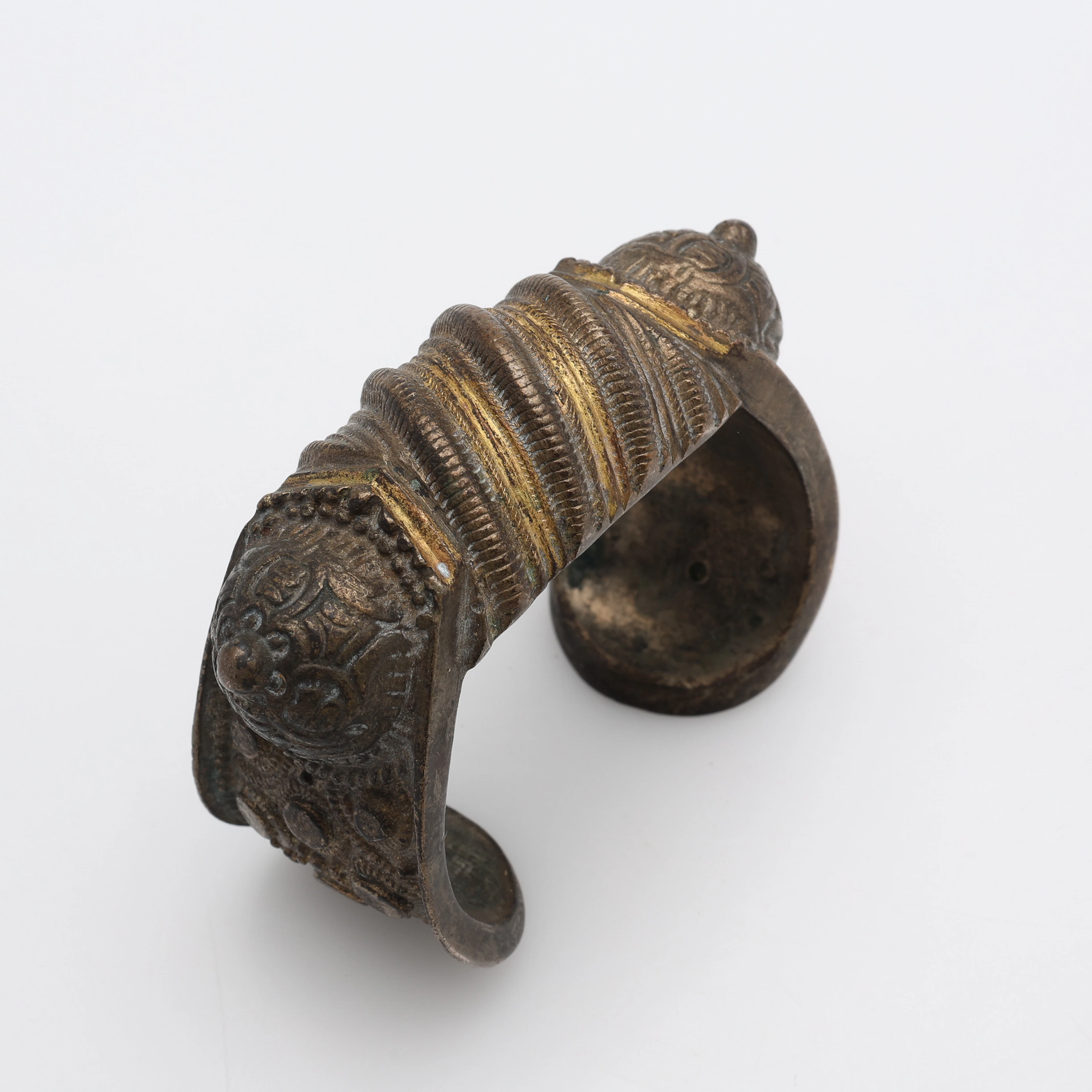 ARMRING, METALL, BULGARIEN, 1800-TAL.