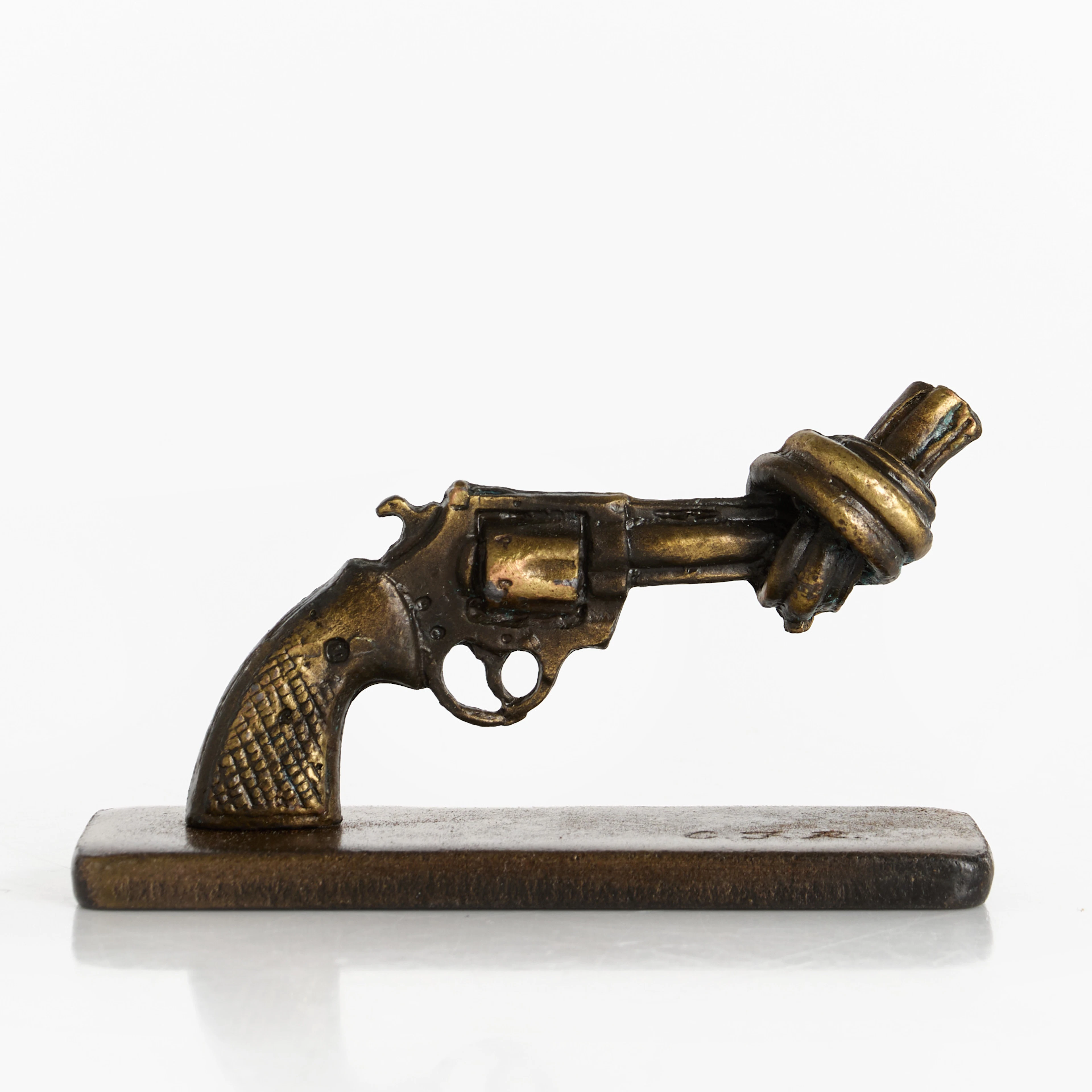 CARL FREDRIK REUTERSWÄRD. "Non-Violence", monogramsignerad, skulptur