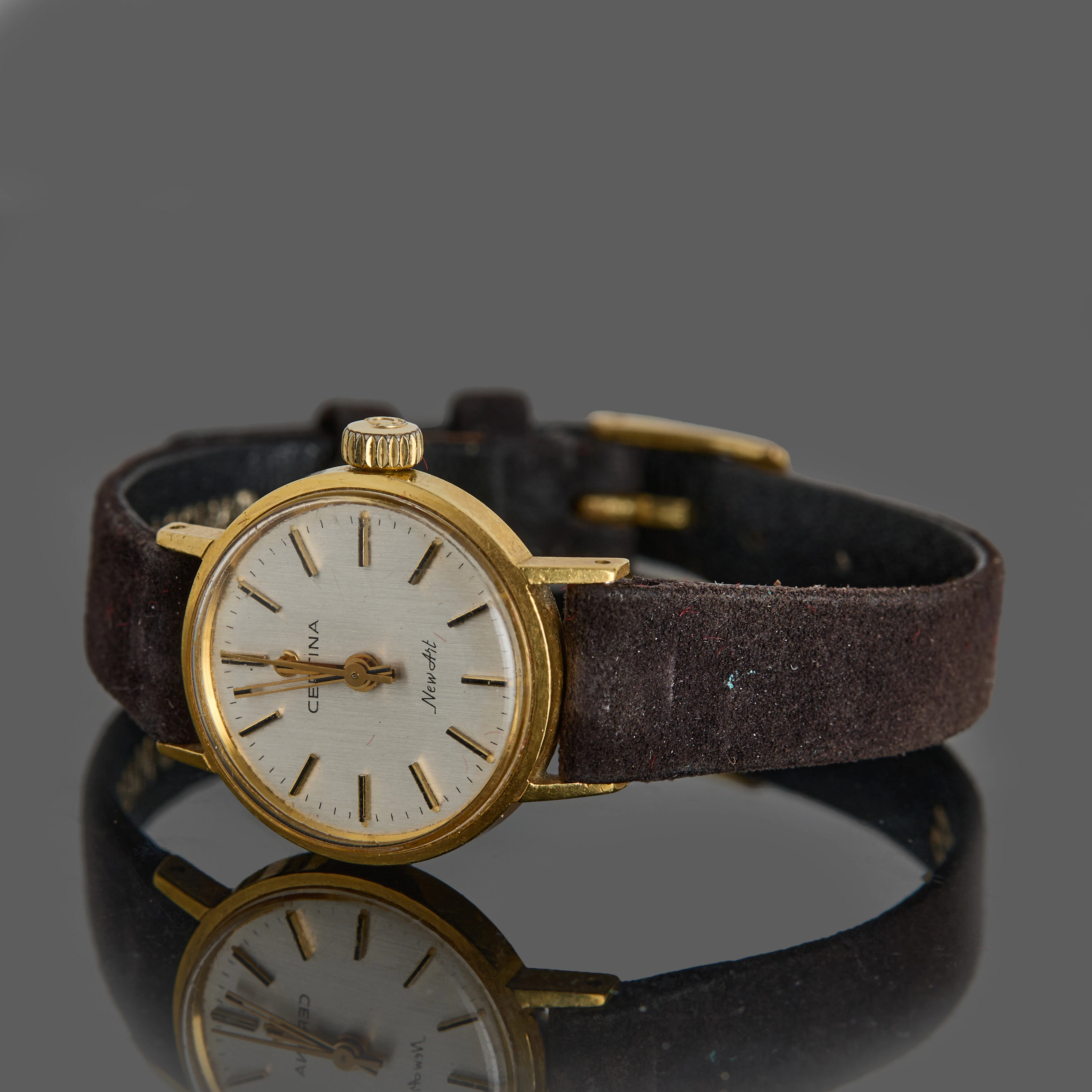 CERTINA, damarmbandsur, New Art, ur i 18k guld, etui medföljer.