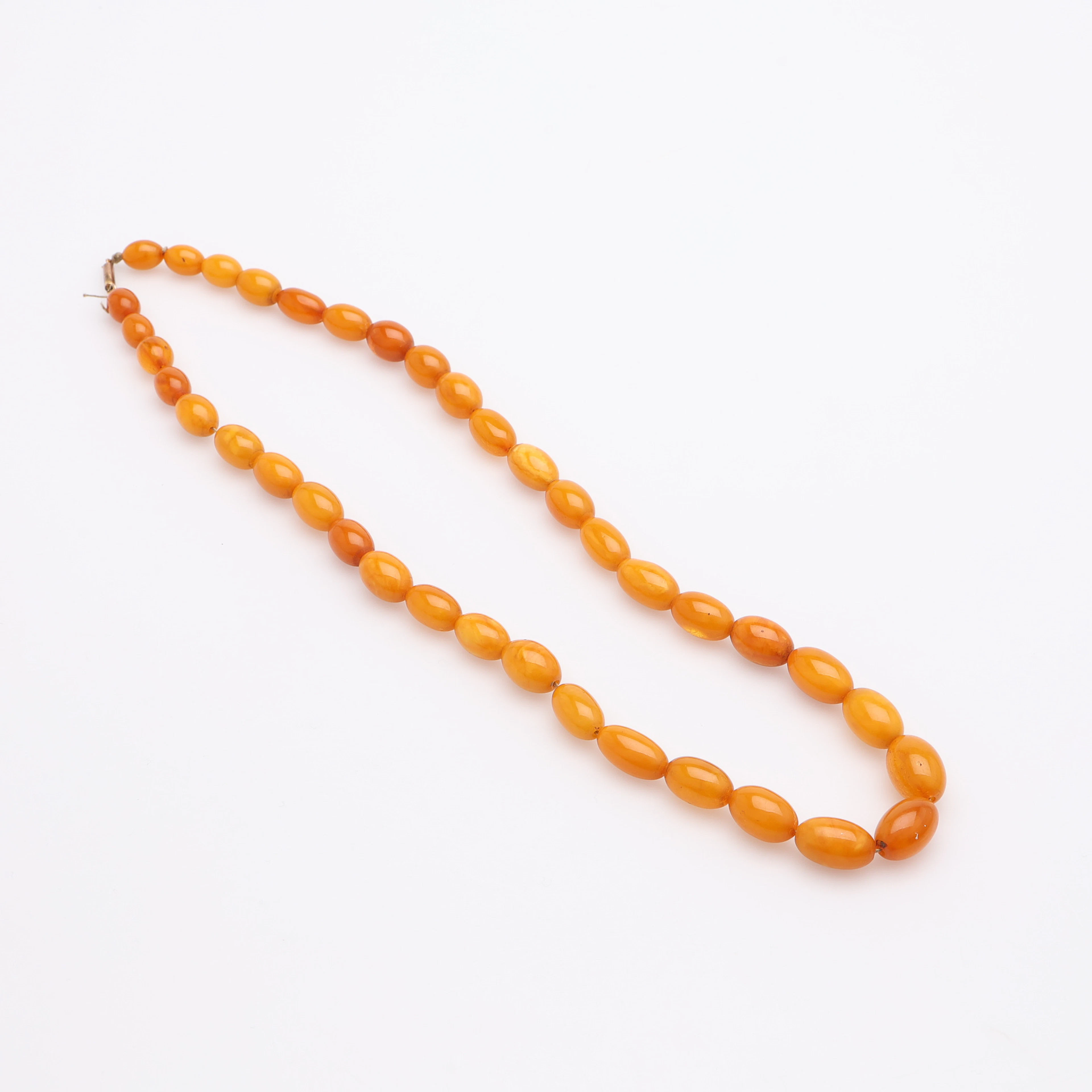 COLLIER, DOSERAD BÄRNSTEN, 1900-TAL.