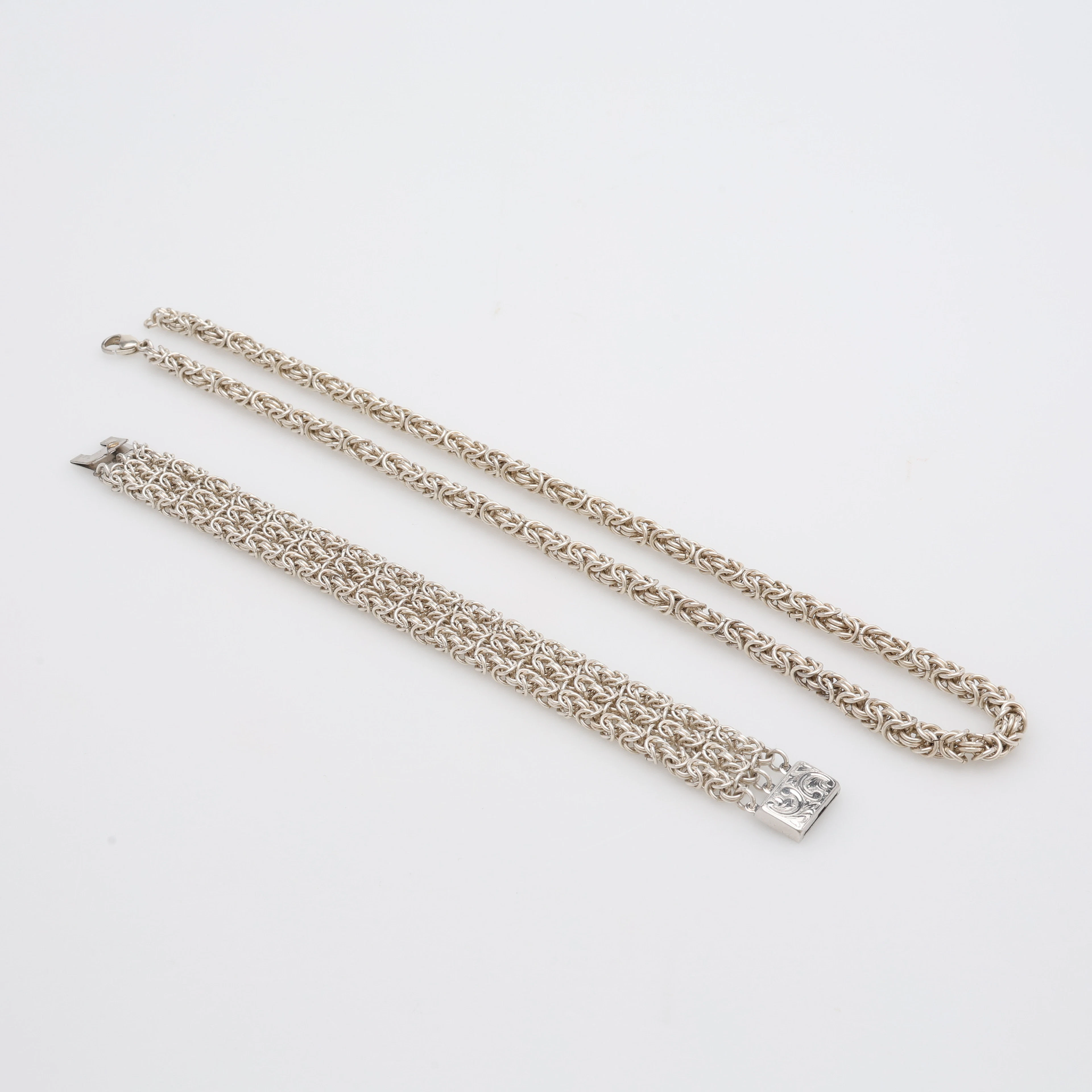 COLLIER OCH ARMBAND, "KEJSARLÄNK", SILVER.