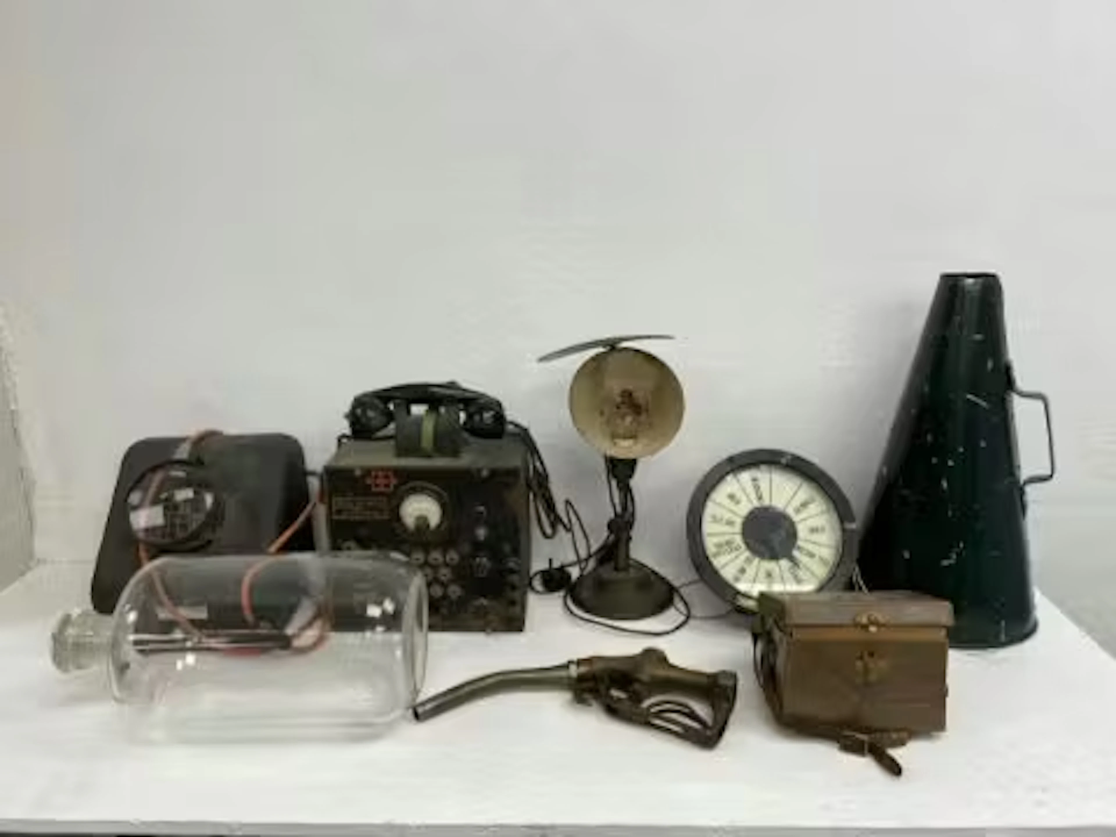A mixed collection of military interest to include an early to mid