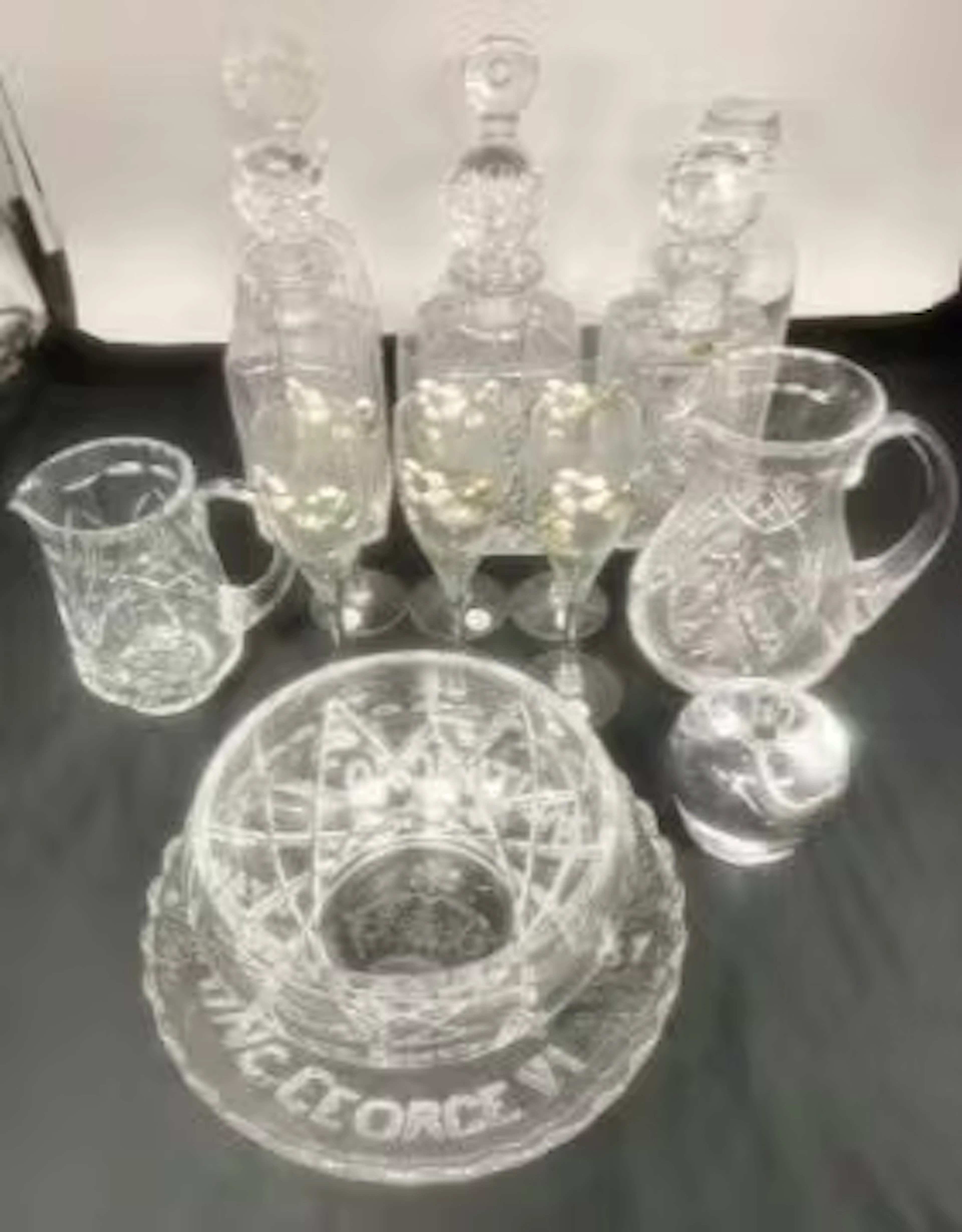 A mixed collection to include a Val Saint Lambert cut crystal decanter