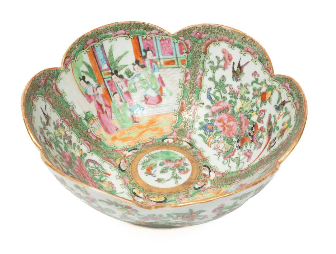 Chinese Export Famille Rose Porcelain Bowl