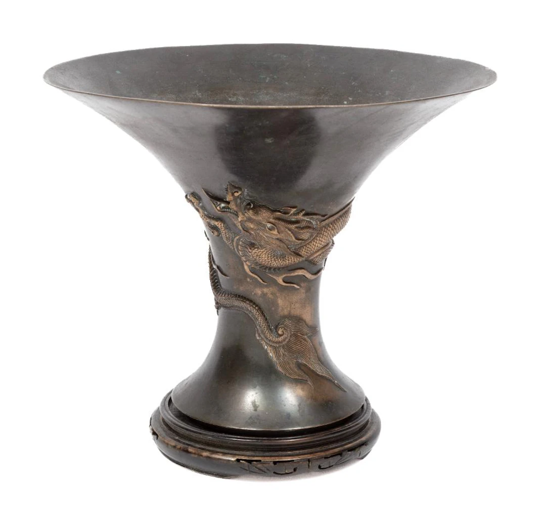 Japanese Bronze Bronze Usubata Trumpet Vase