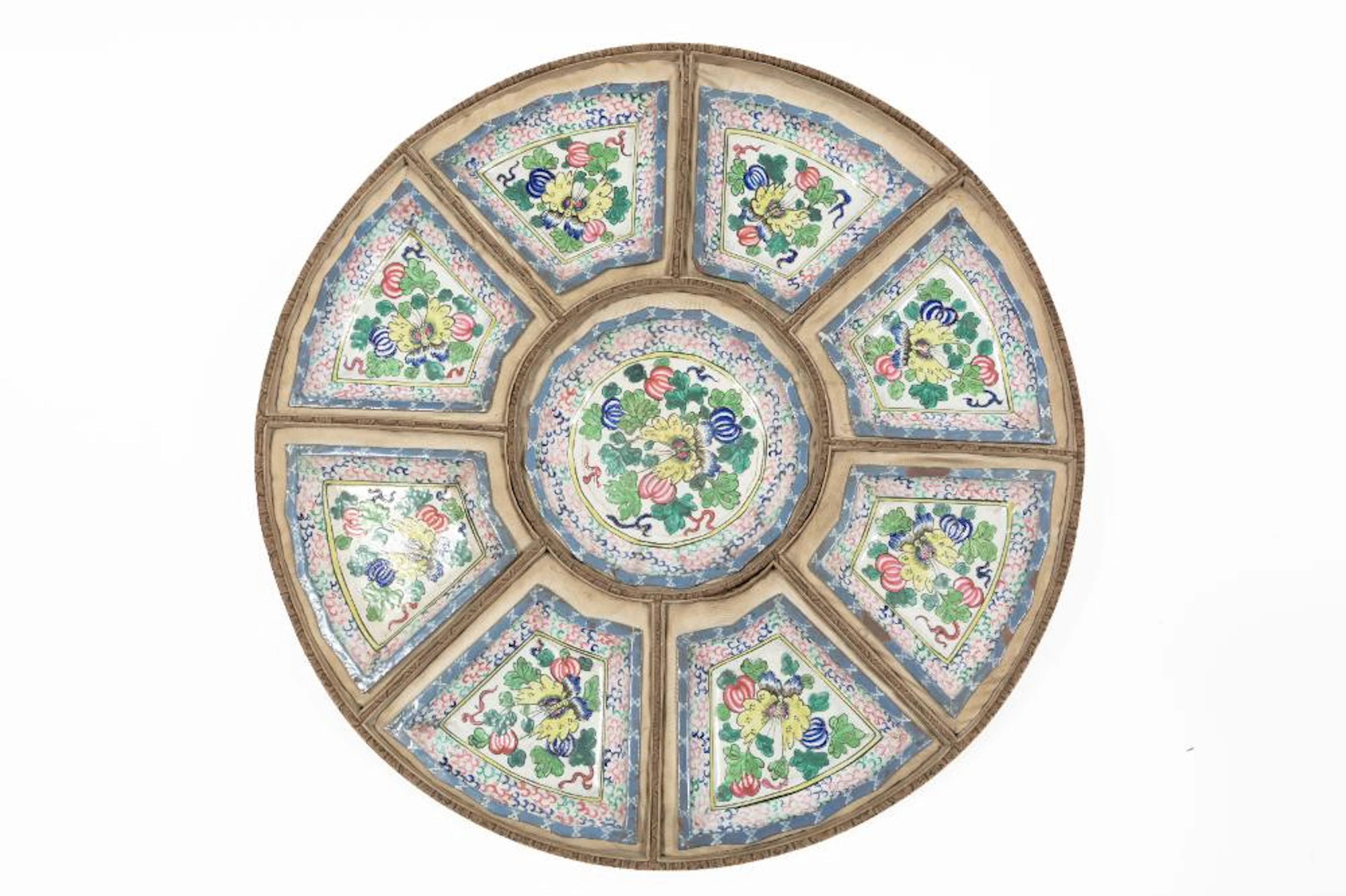 Chinese Famille Rose Porcelain Boxed Sweetmeat Dish Set