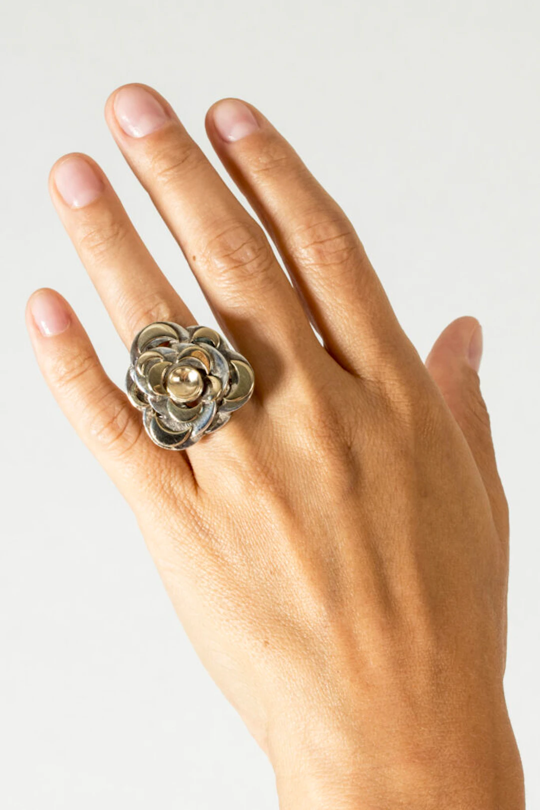 Midcentury silver ring with gold details by Sven-Erik Högberg