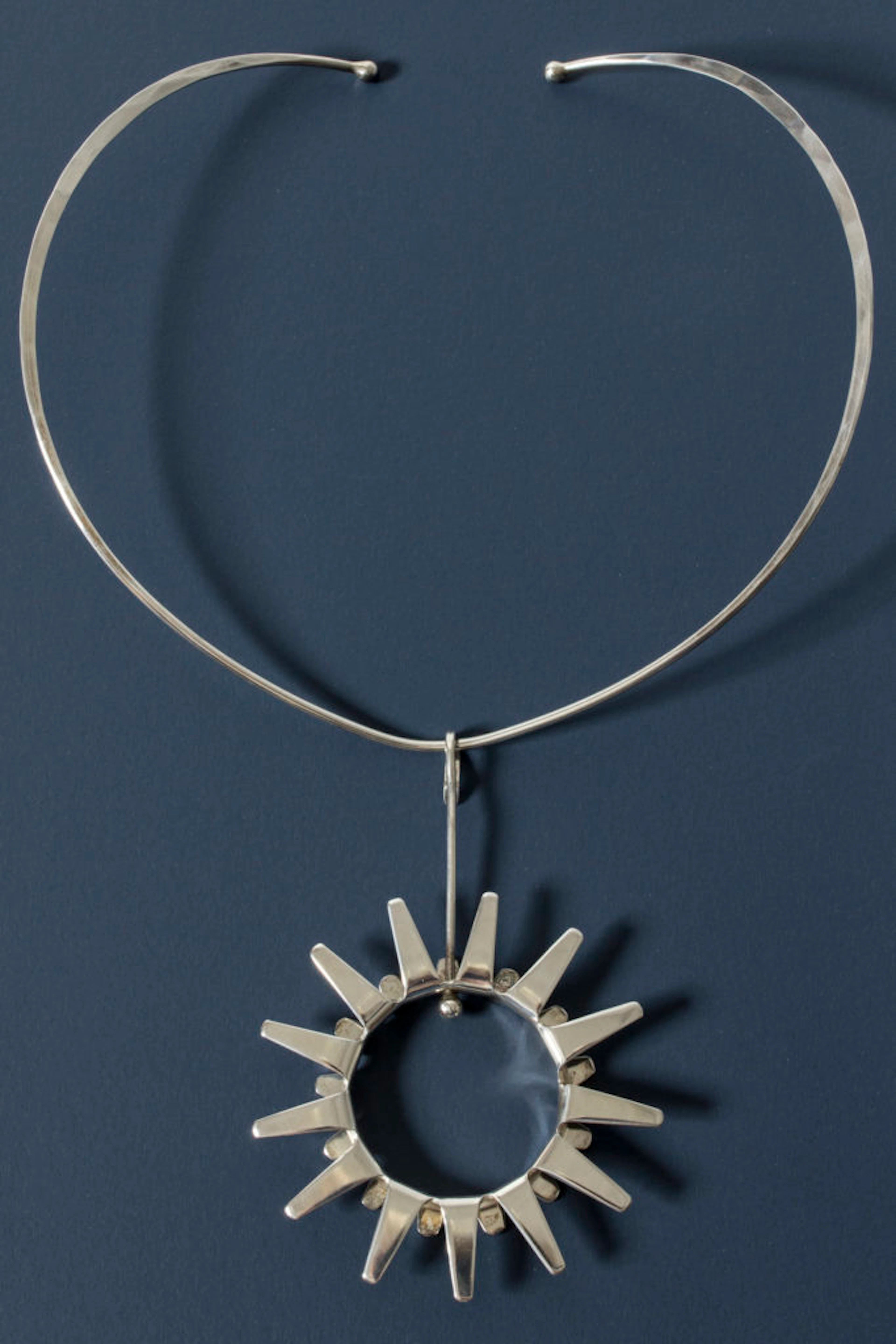 Silver neckring by Tone Vigeland