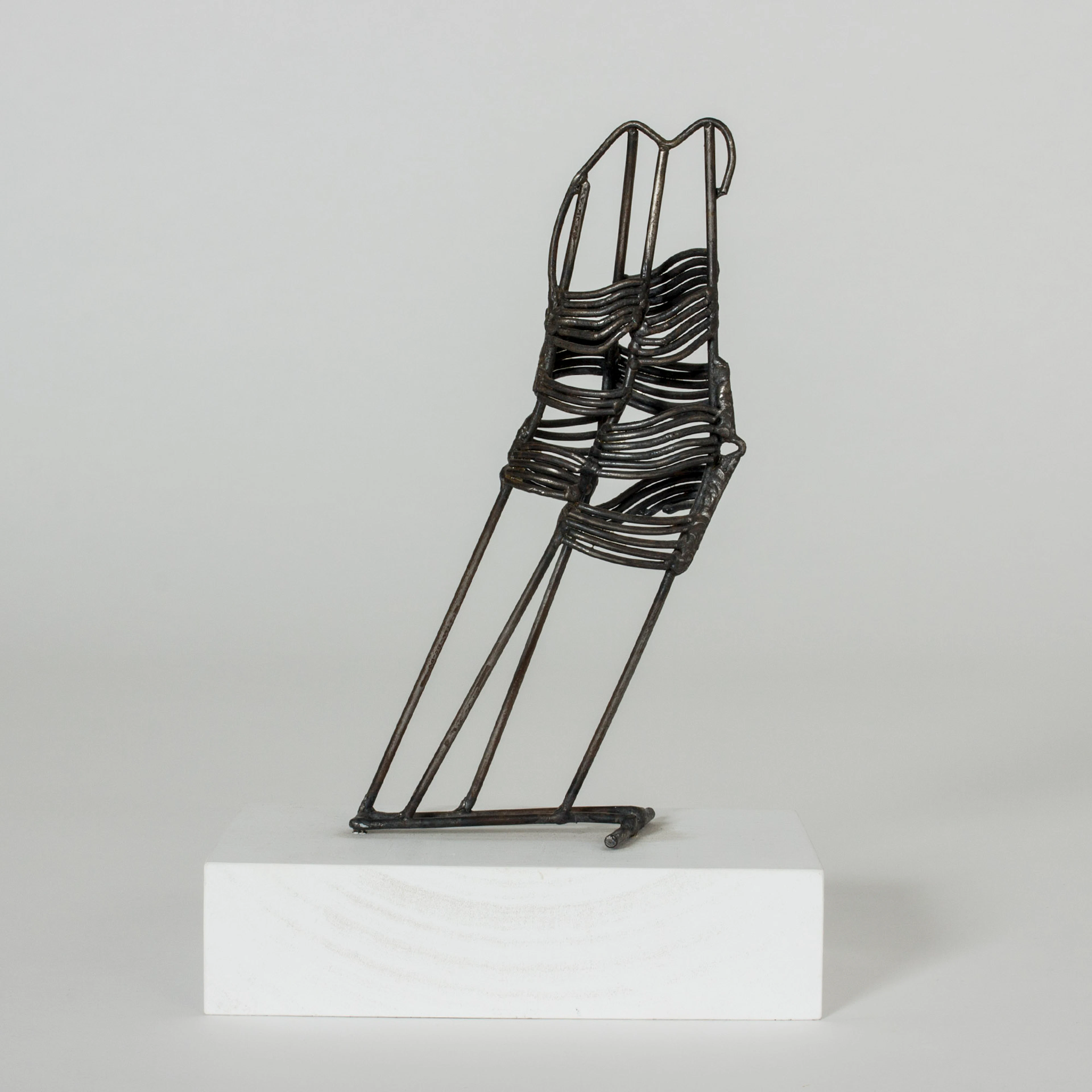 “Kadrilj” sculpture by Fred Leyman