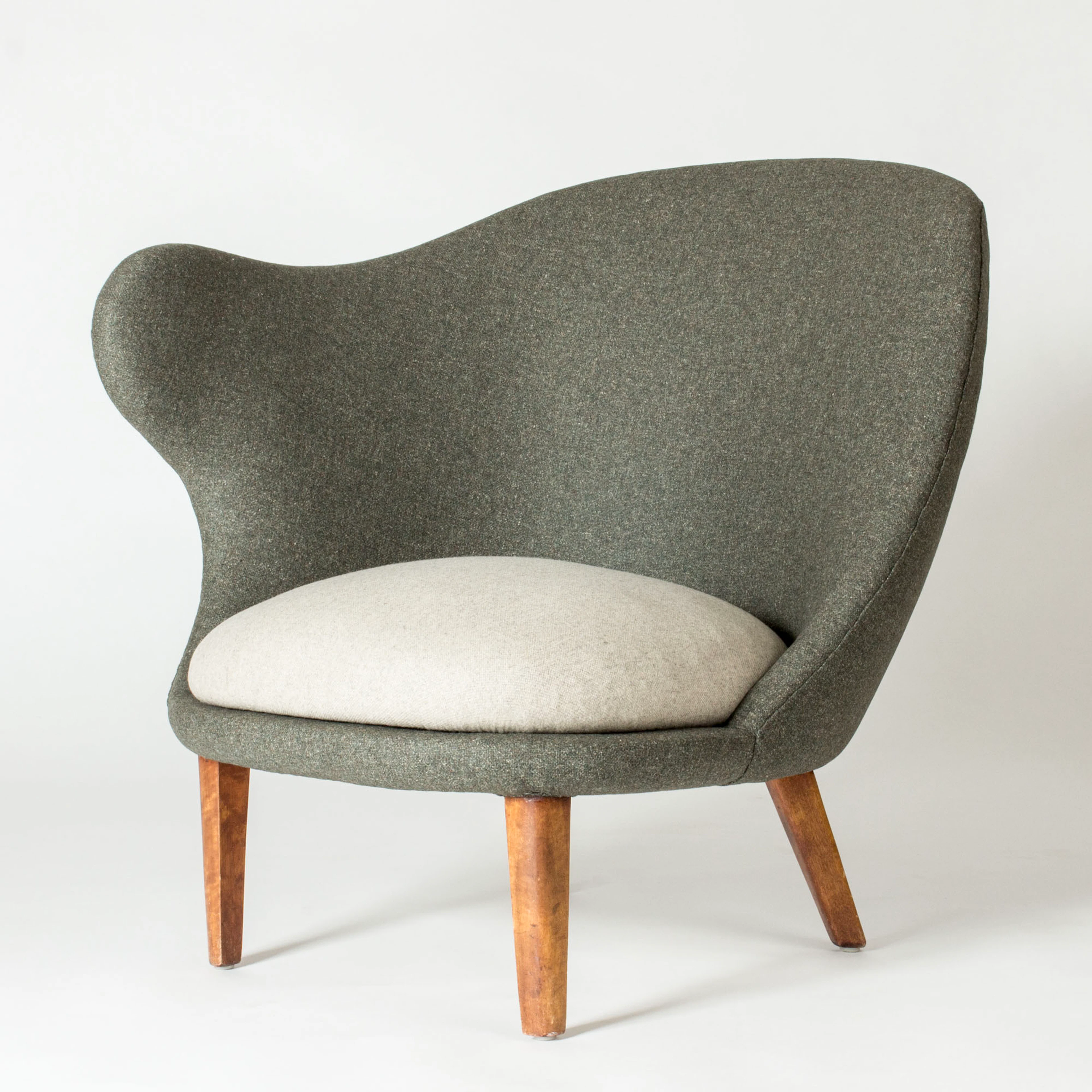 “Gary” lounge chair by Arne Norell