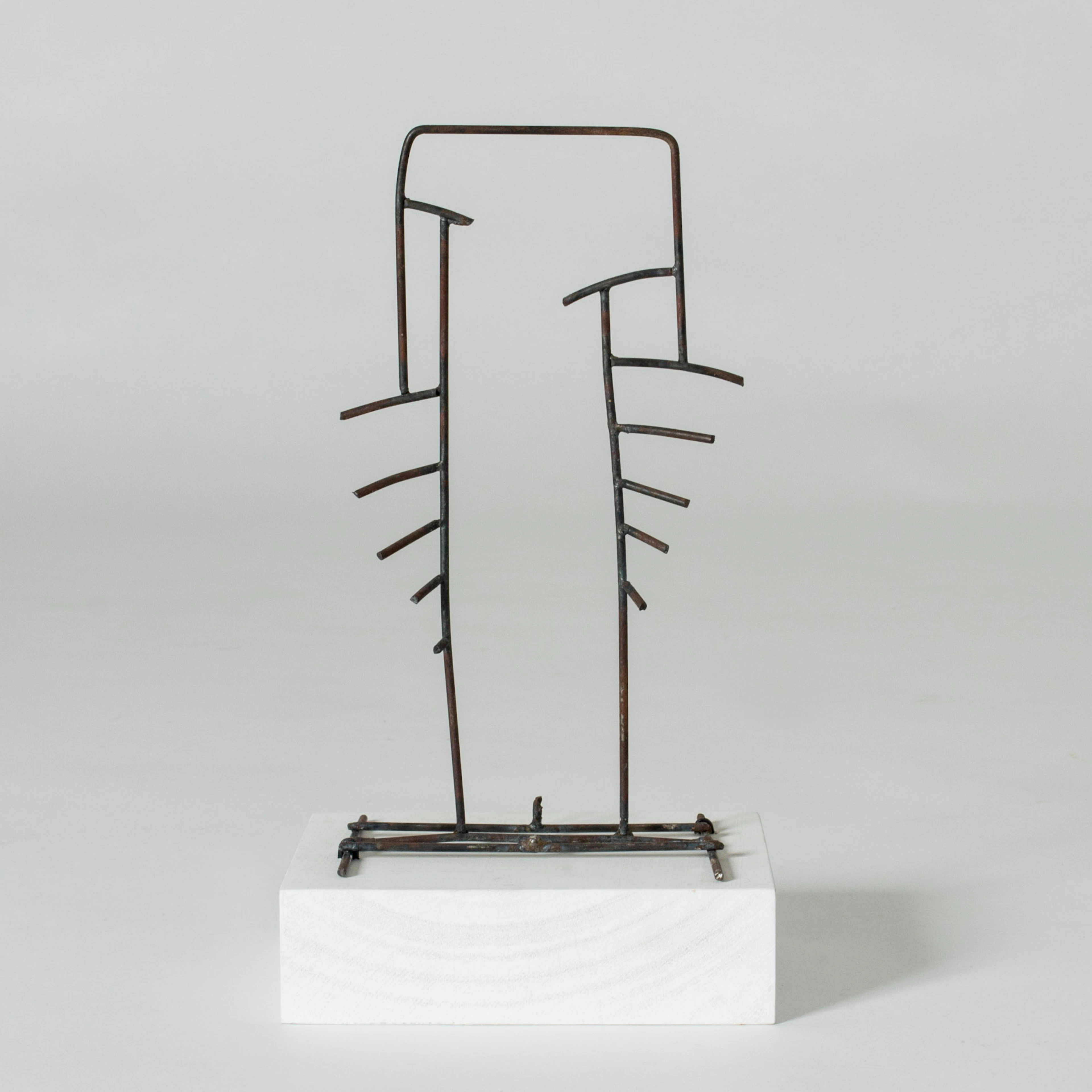 Iron sculpture by Fred Leyman